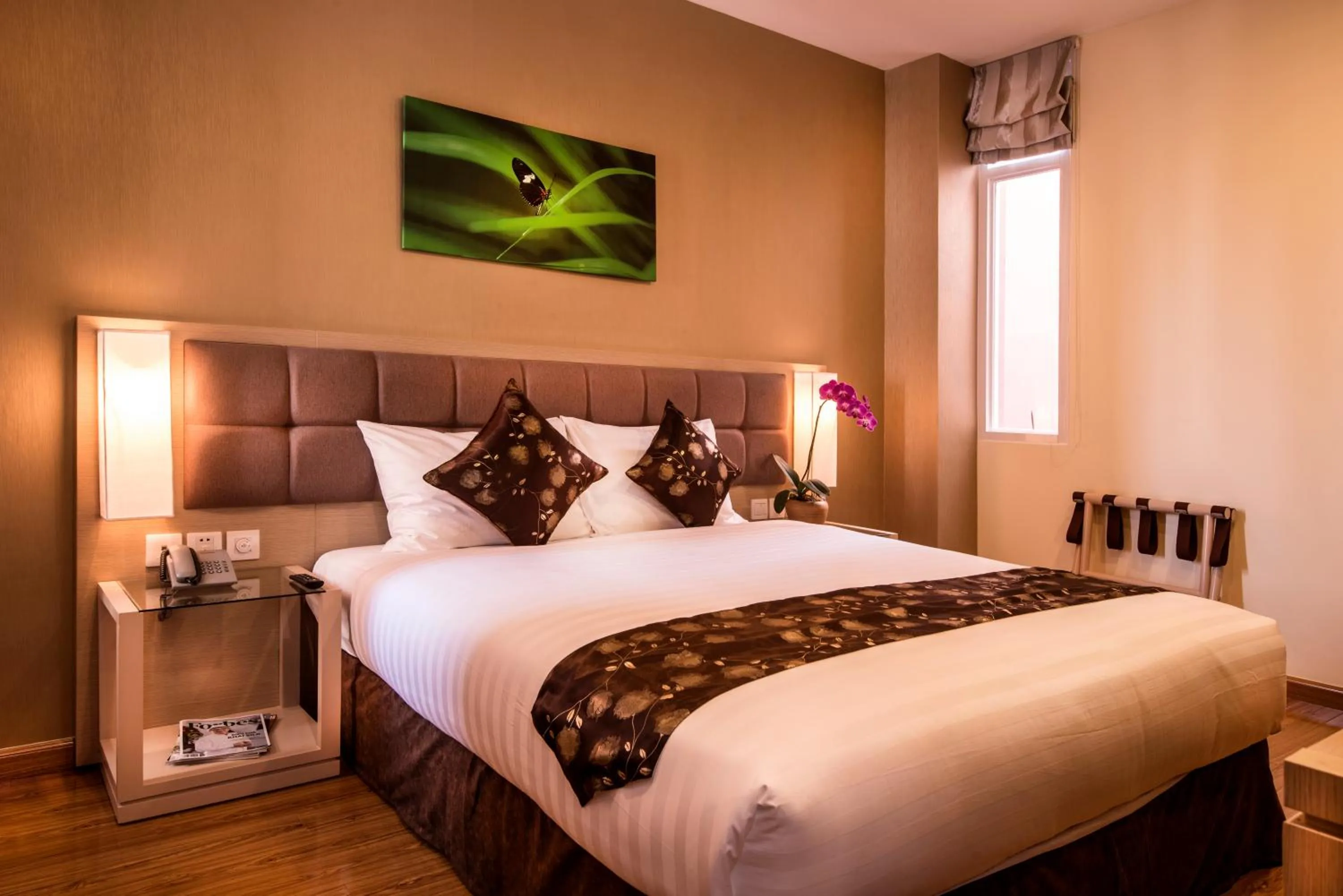 Bedroom, Bed in GK Central Hotel