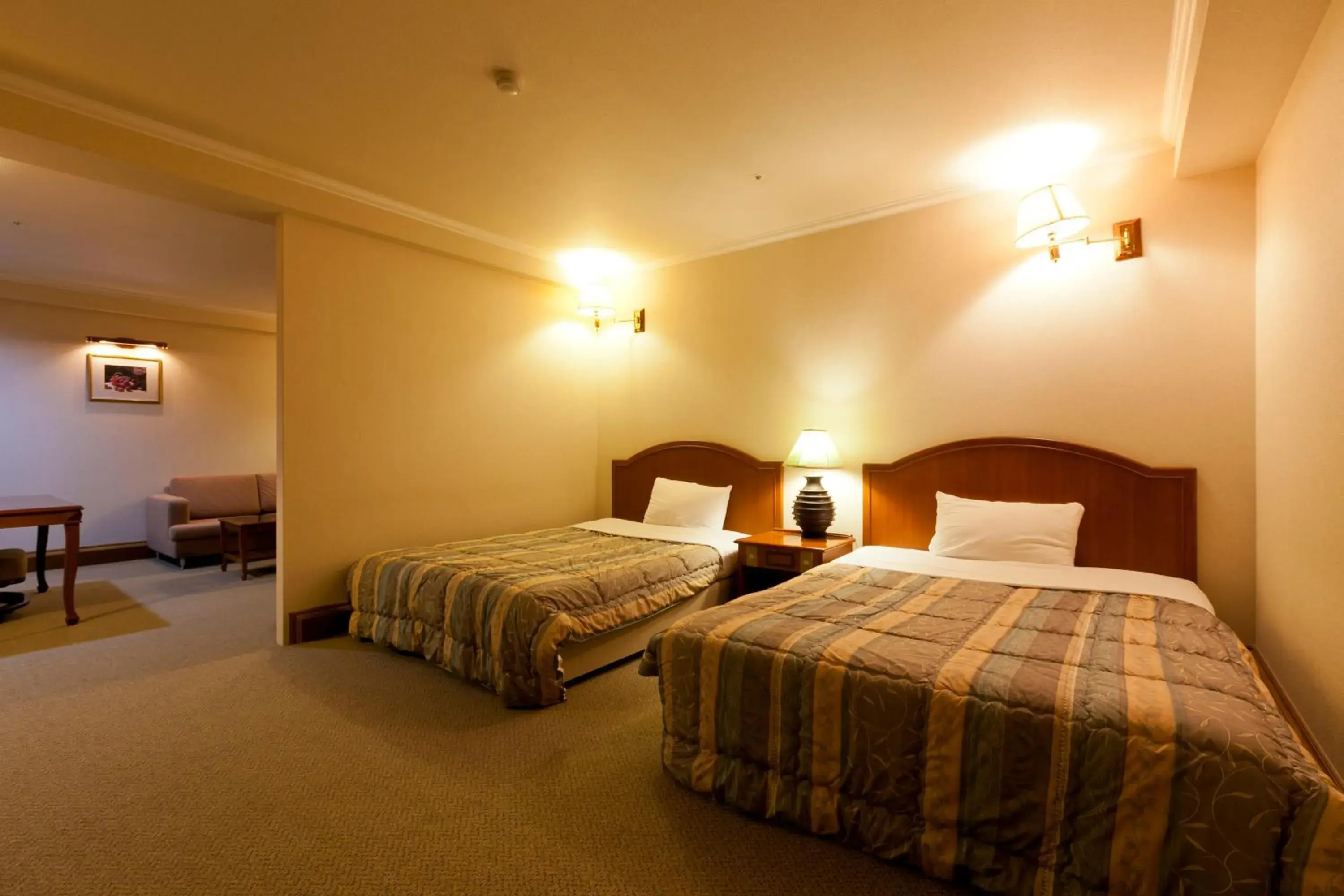 Photo of the whole room in Station Hotel AU Photo of the whole room in Station Hotel AU