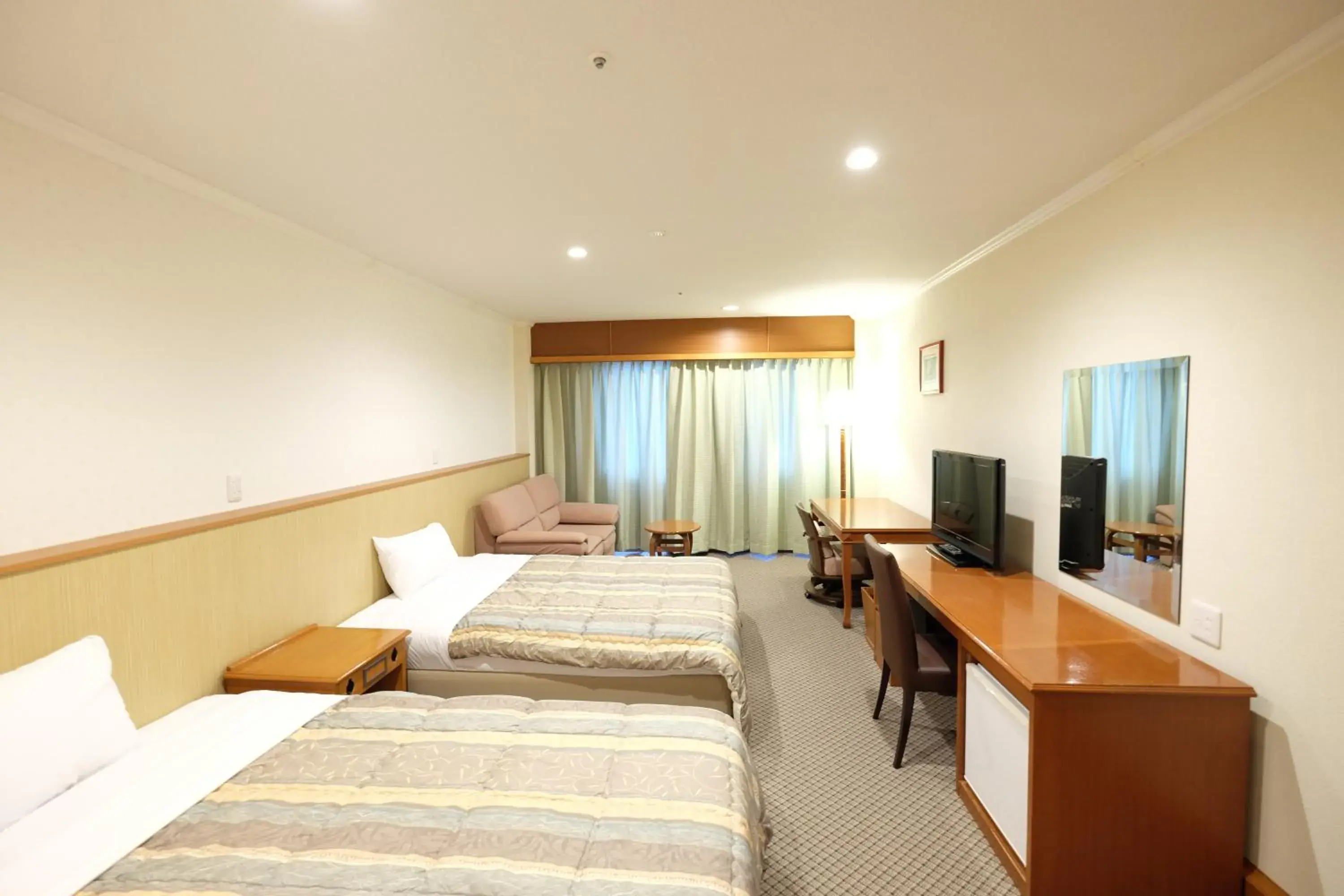 Station Hotel AU Station Hotel AU