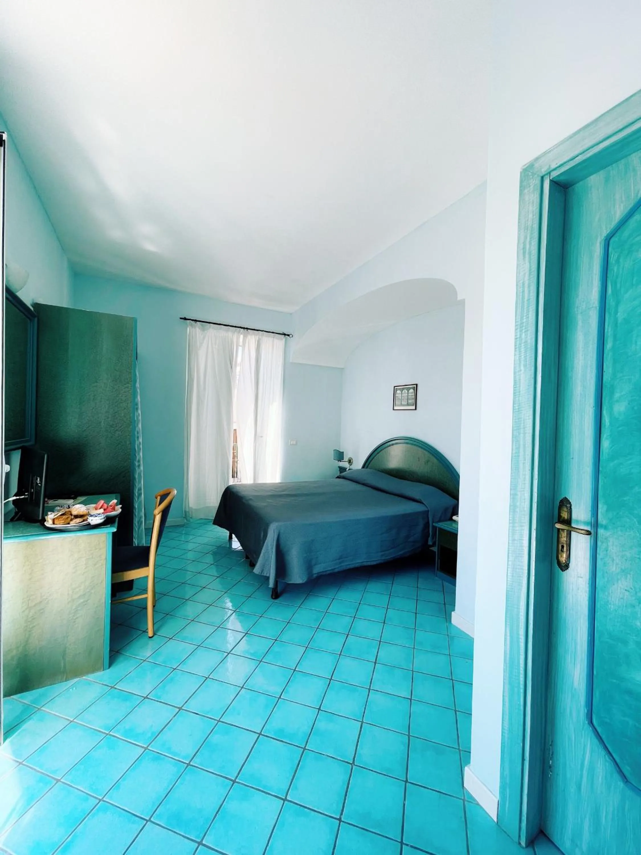 Bed in Hotel Lord Byron