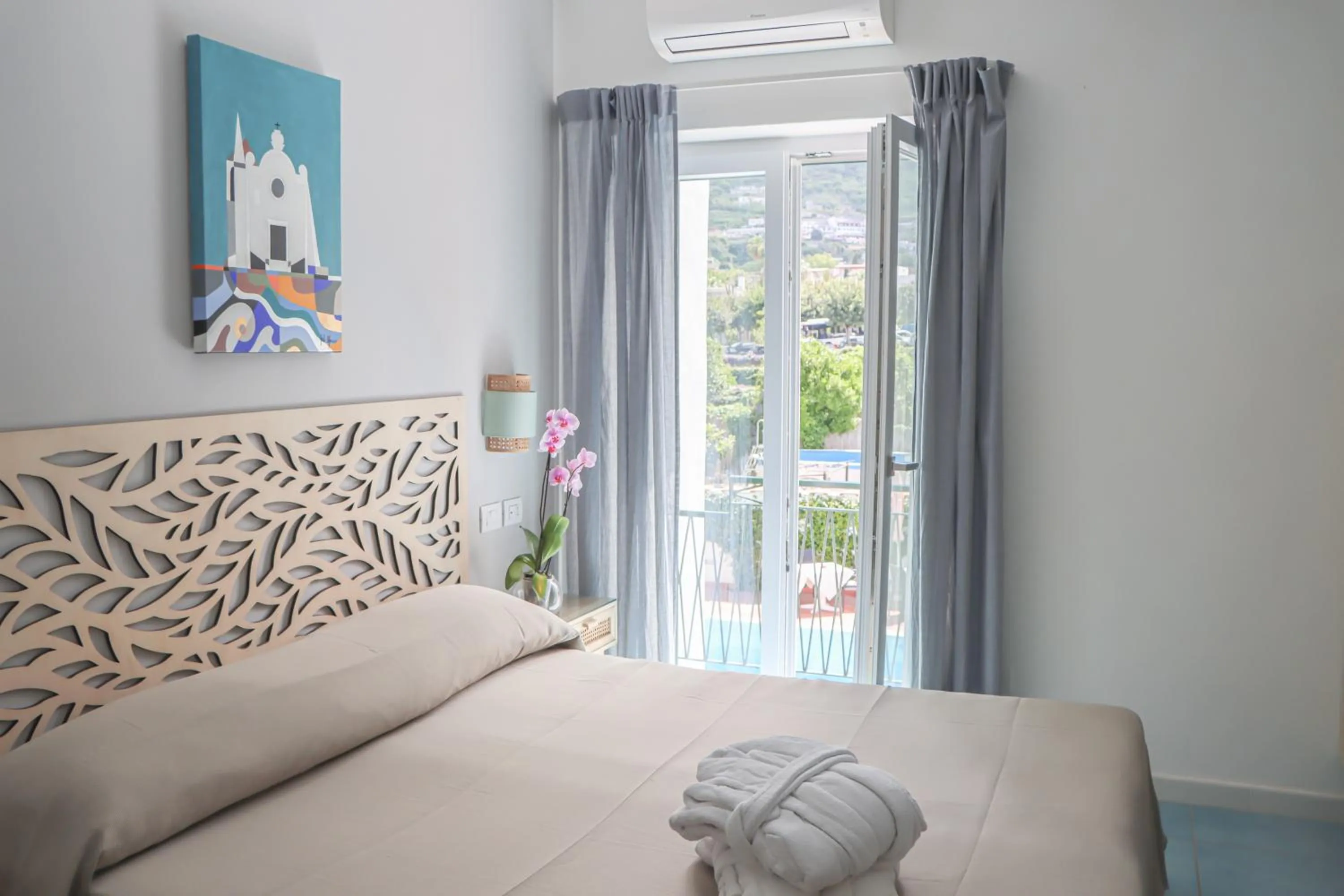 Bed in Hotel Lord Byron