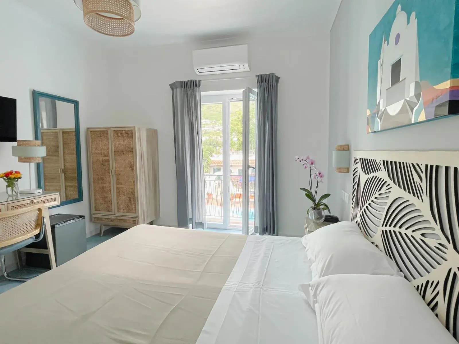 Bed in Hotel Lord Byron Bed in Hotel Lord Byron