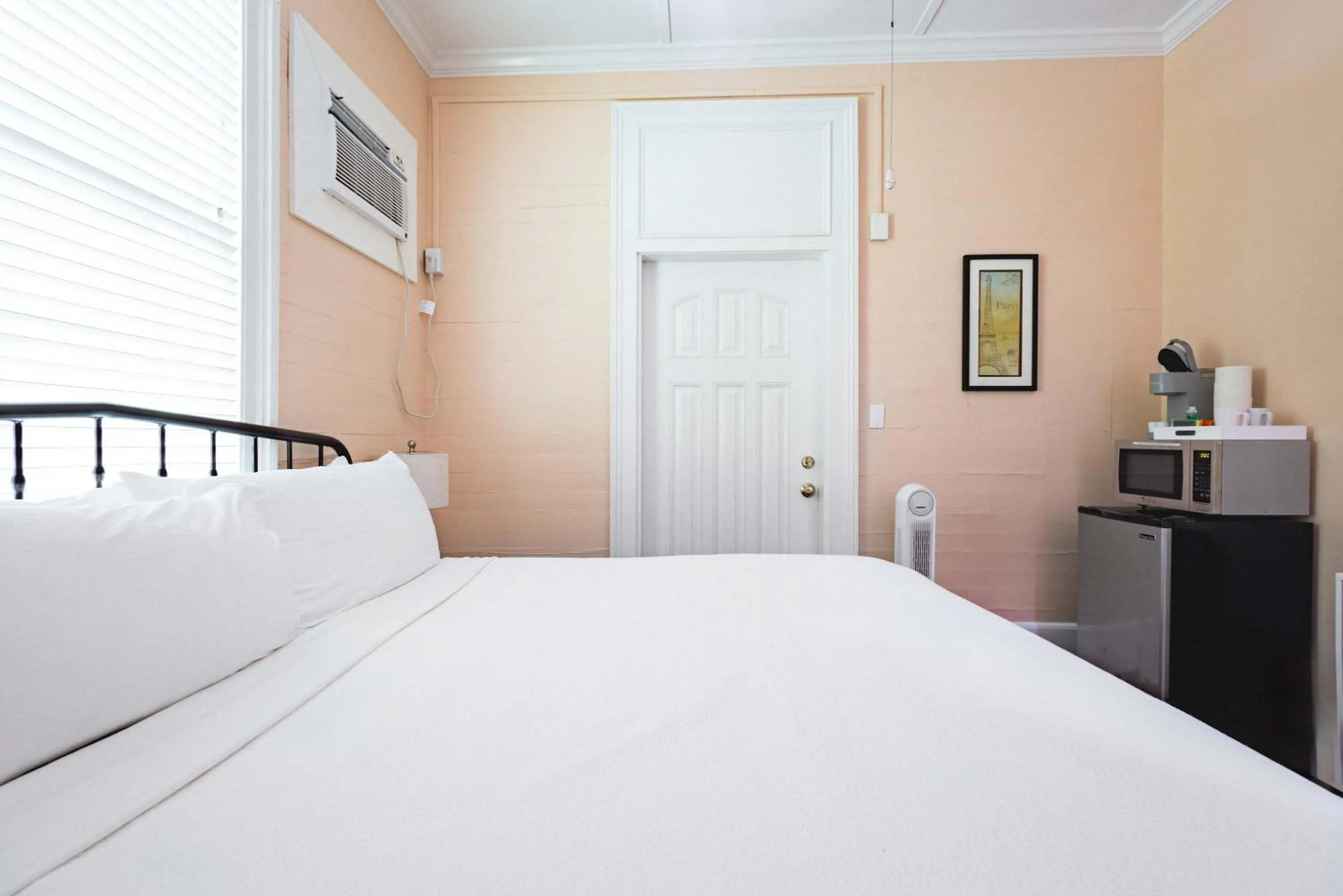 Bed in Creme Brulee Suite