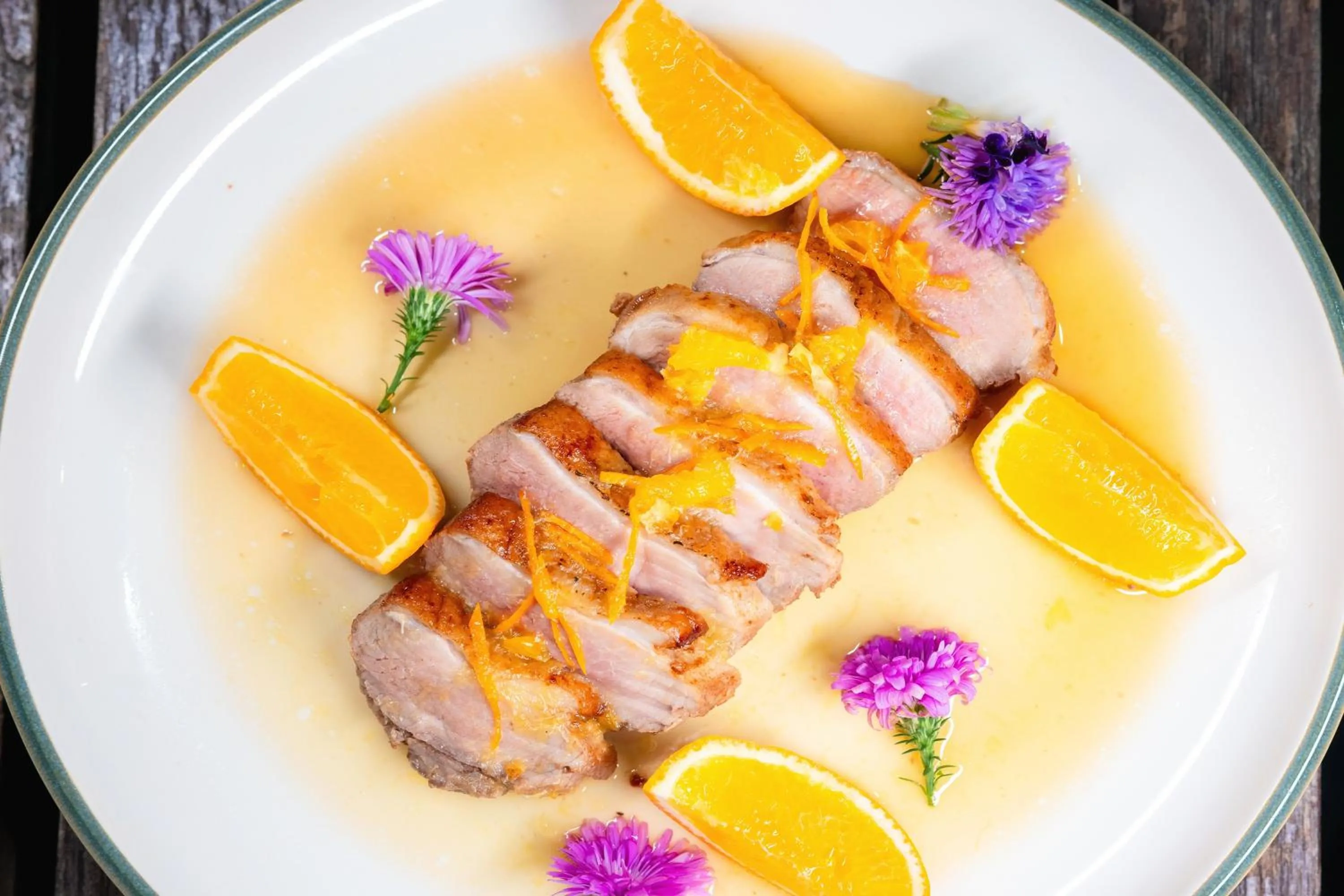 Food and drinks in Rompo Boutique Hotel