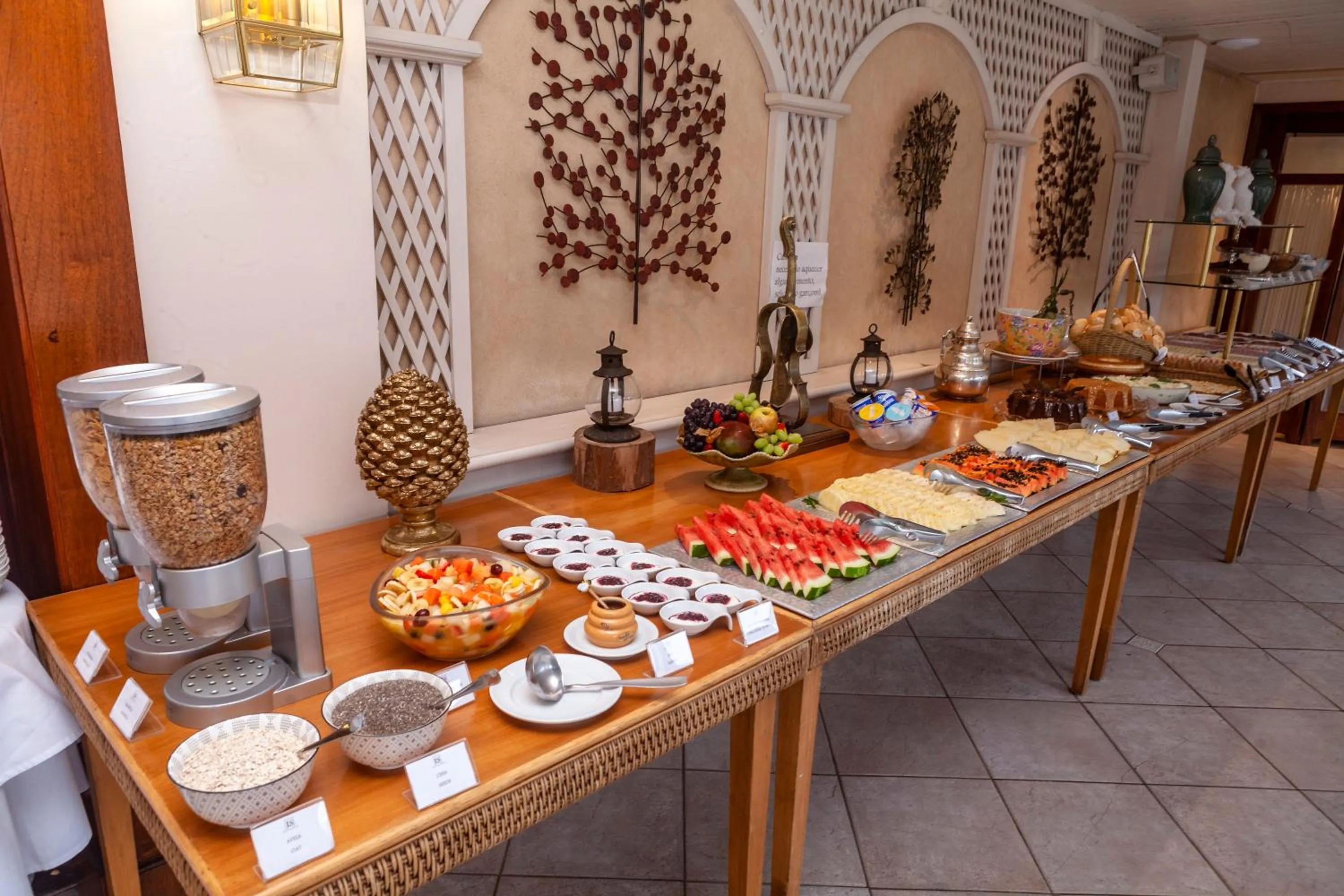 Buffet breakfast in Le Suisse Elegance Hotel