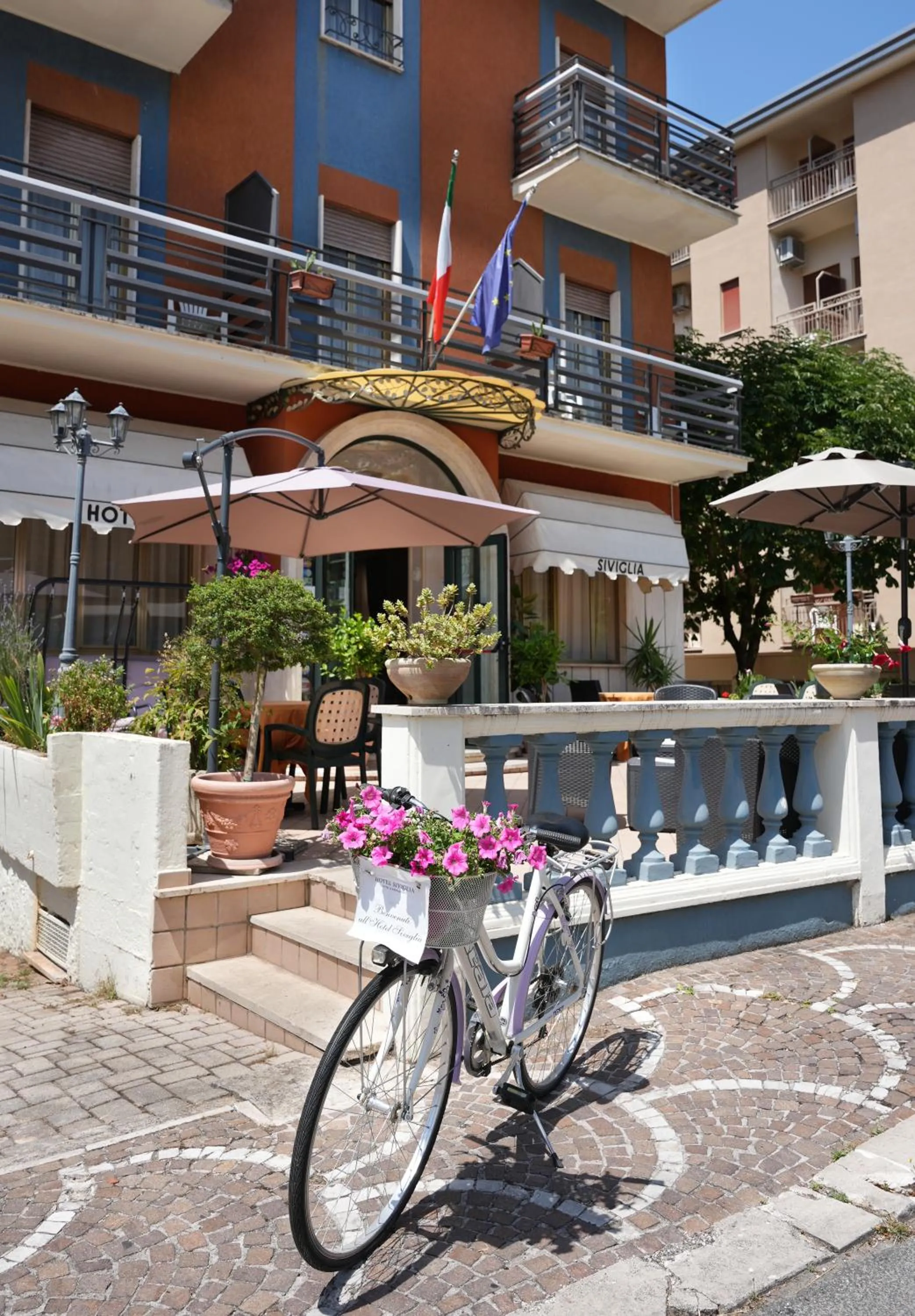 Property building in Hotel Siviglia