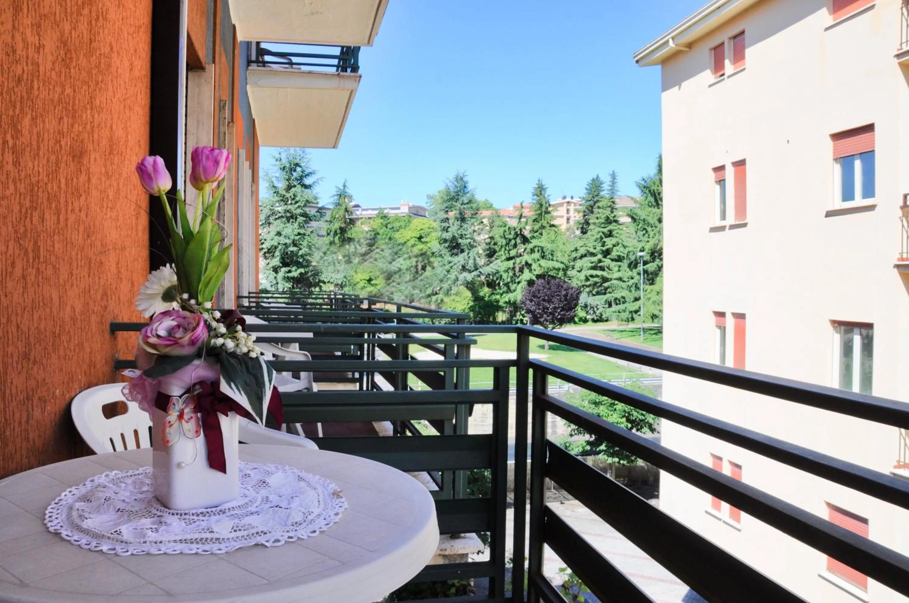 Photo of the whole room in Hotel Siviglia