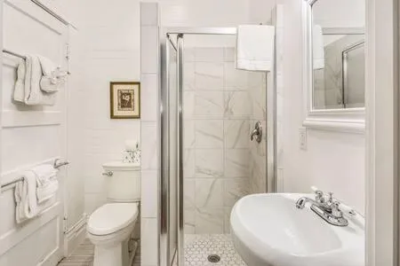 The Curry House - Entire Complex