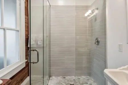 The Curry House - Entire Complex