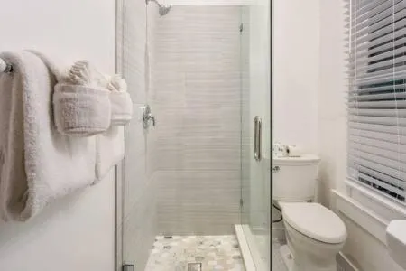 The Curry House - Entire Complex