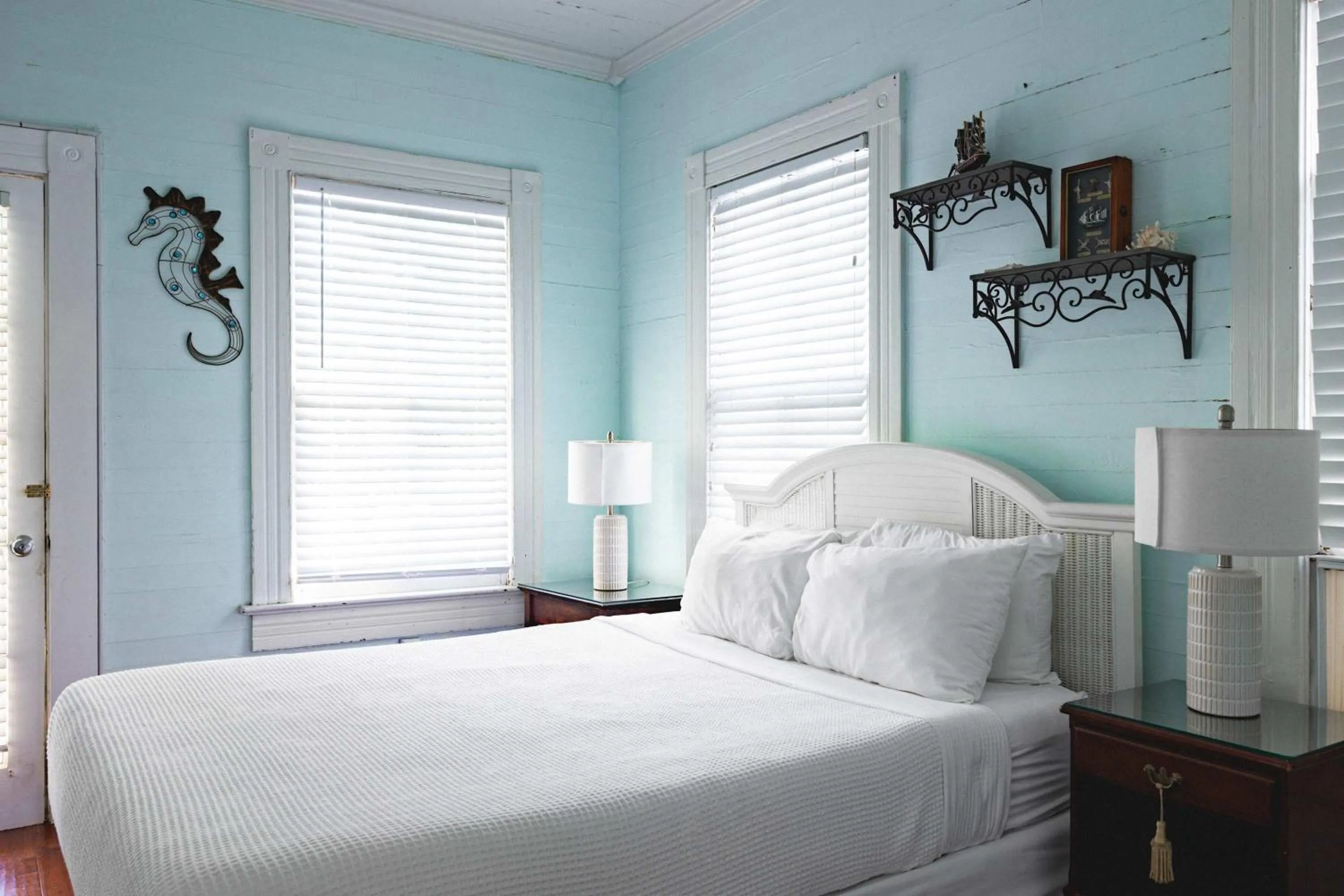 Bed in The Curry House - Entire Complex