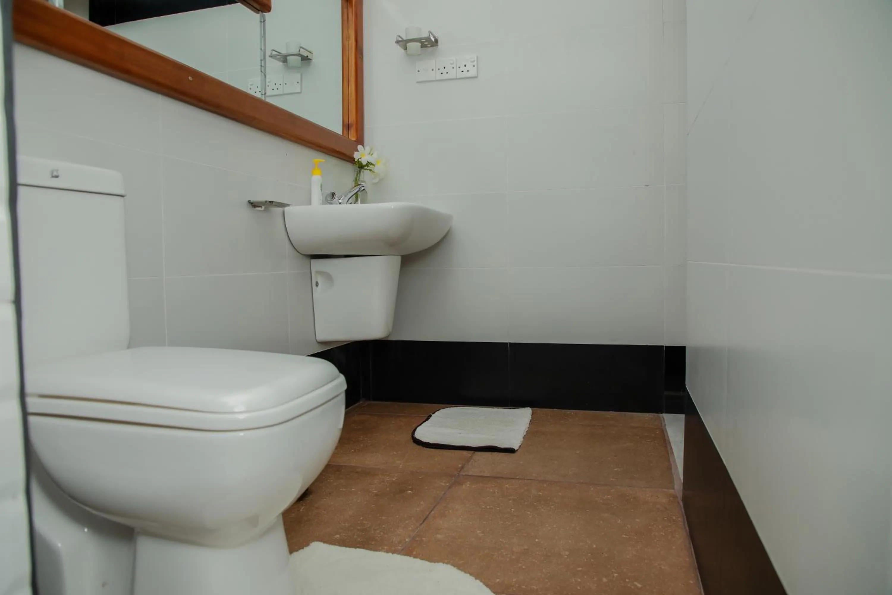 Triple Room with Balcony in Villa Gaetano Unawatuna