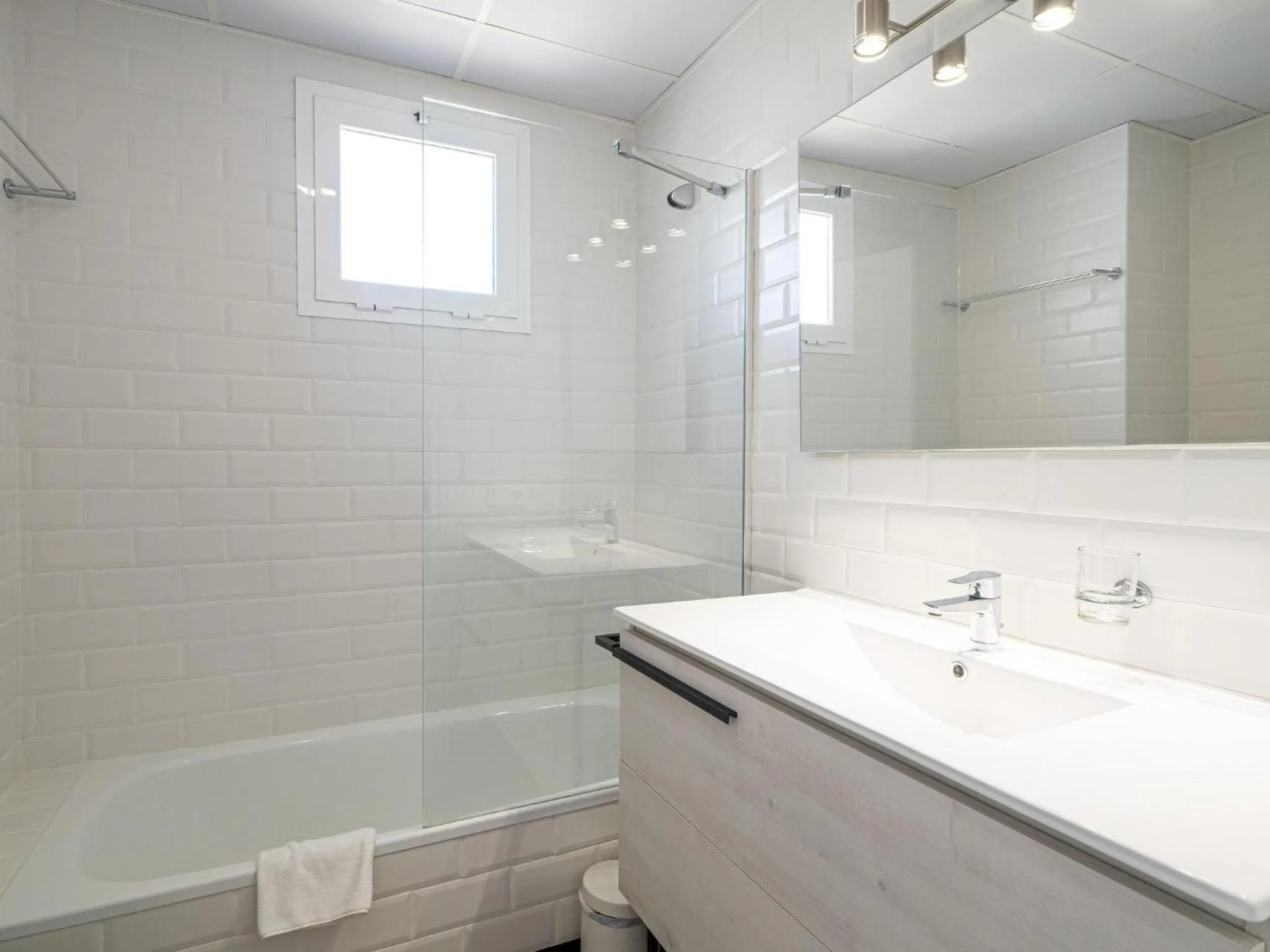 Bathroom in Small Oasis 2375 Sea View