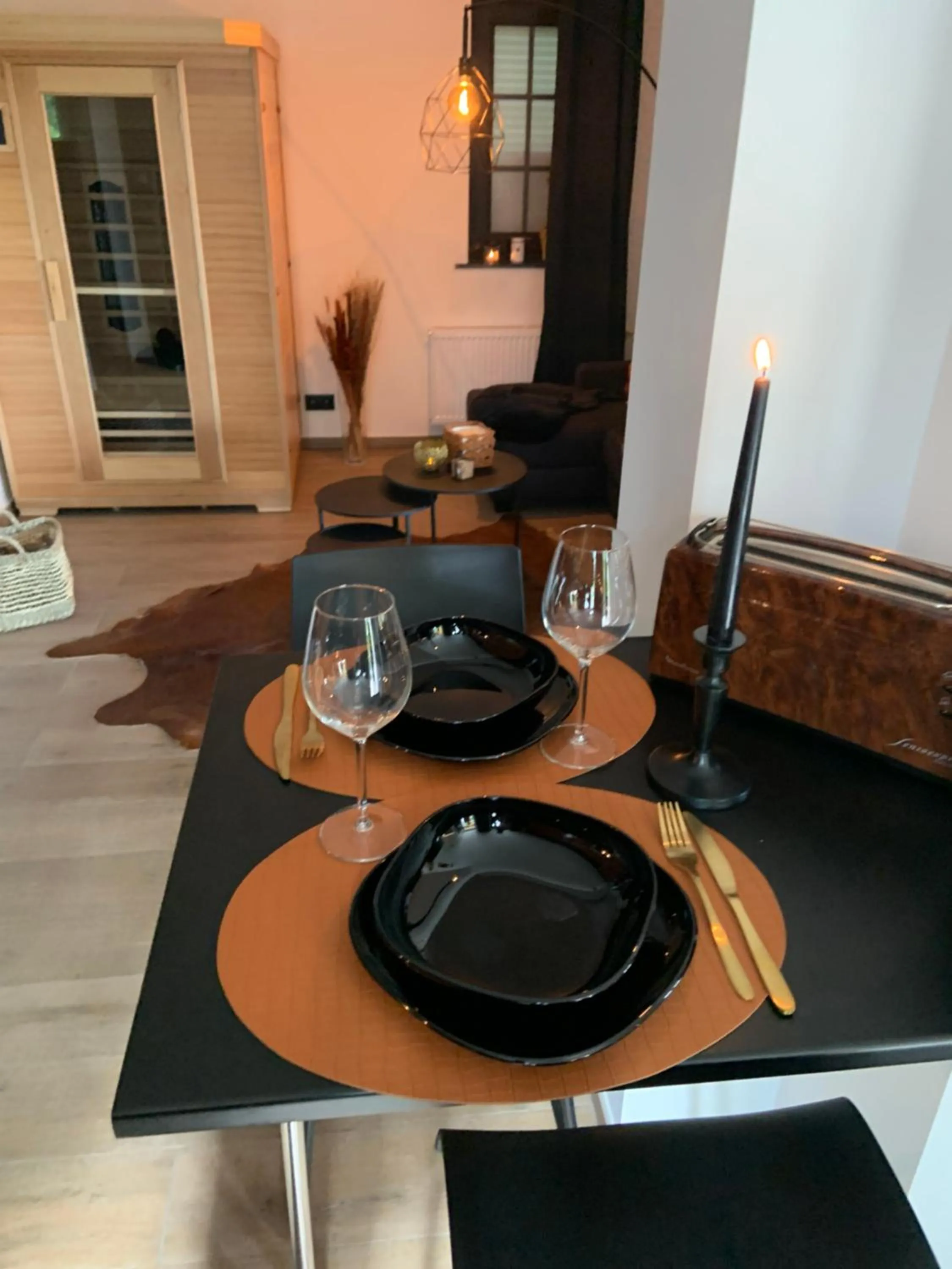 Kitchen or kitchenette in Suite Tino - Jacuzzi privé, cabine infrarouge & vue