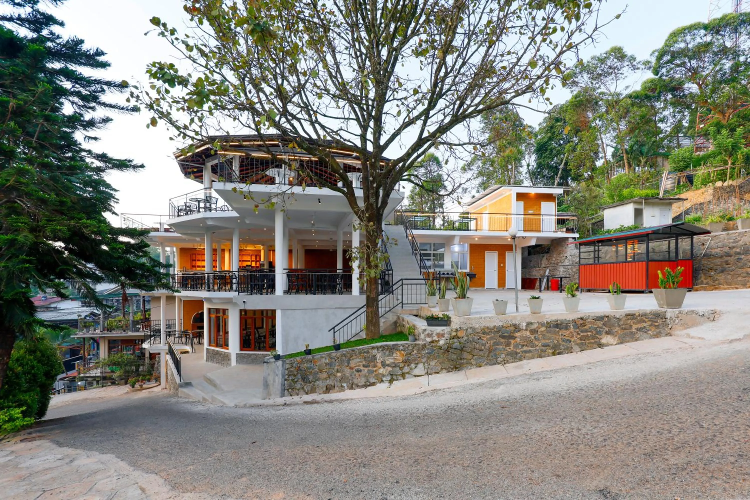 Property building in Alta Vista