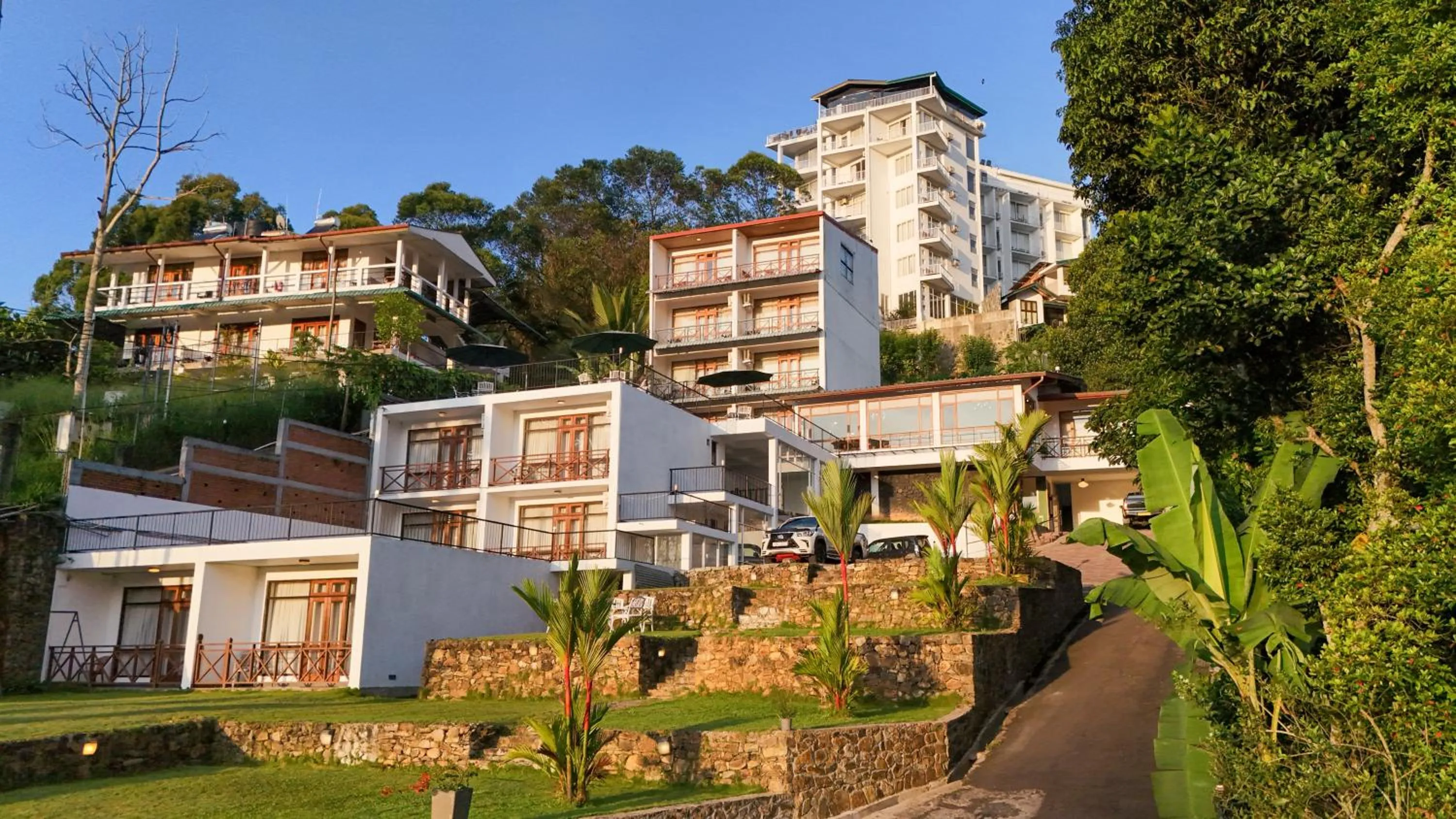 Property building in Alta Vista