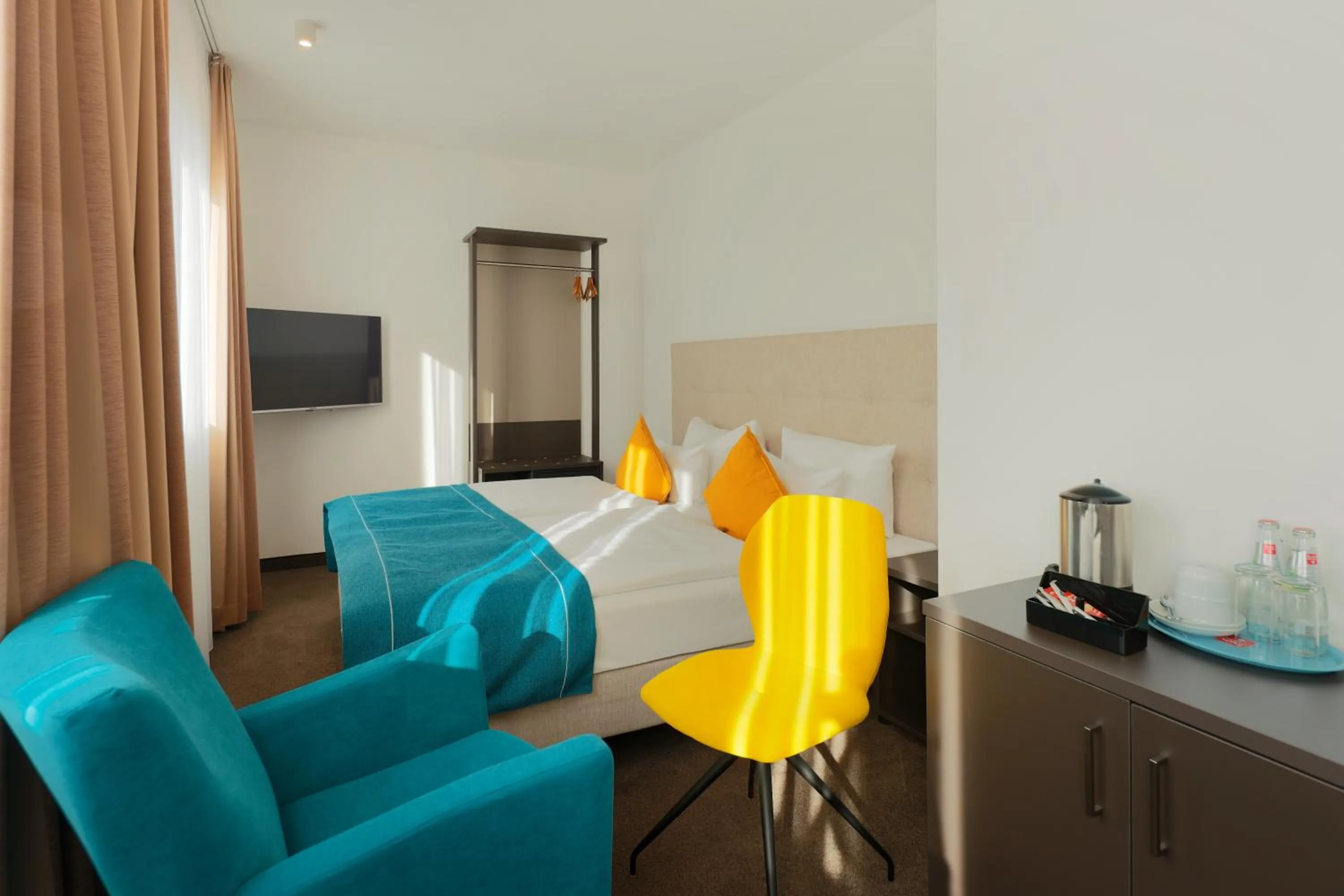 TV and multimedia in Soaltee Westend Messe Frankfurt