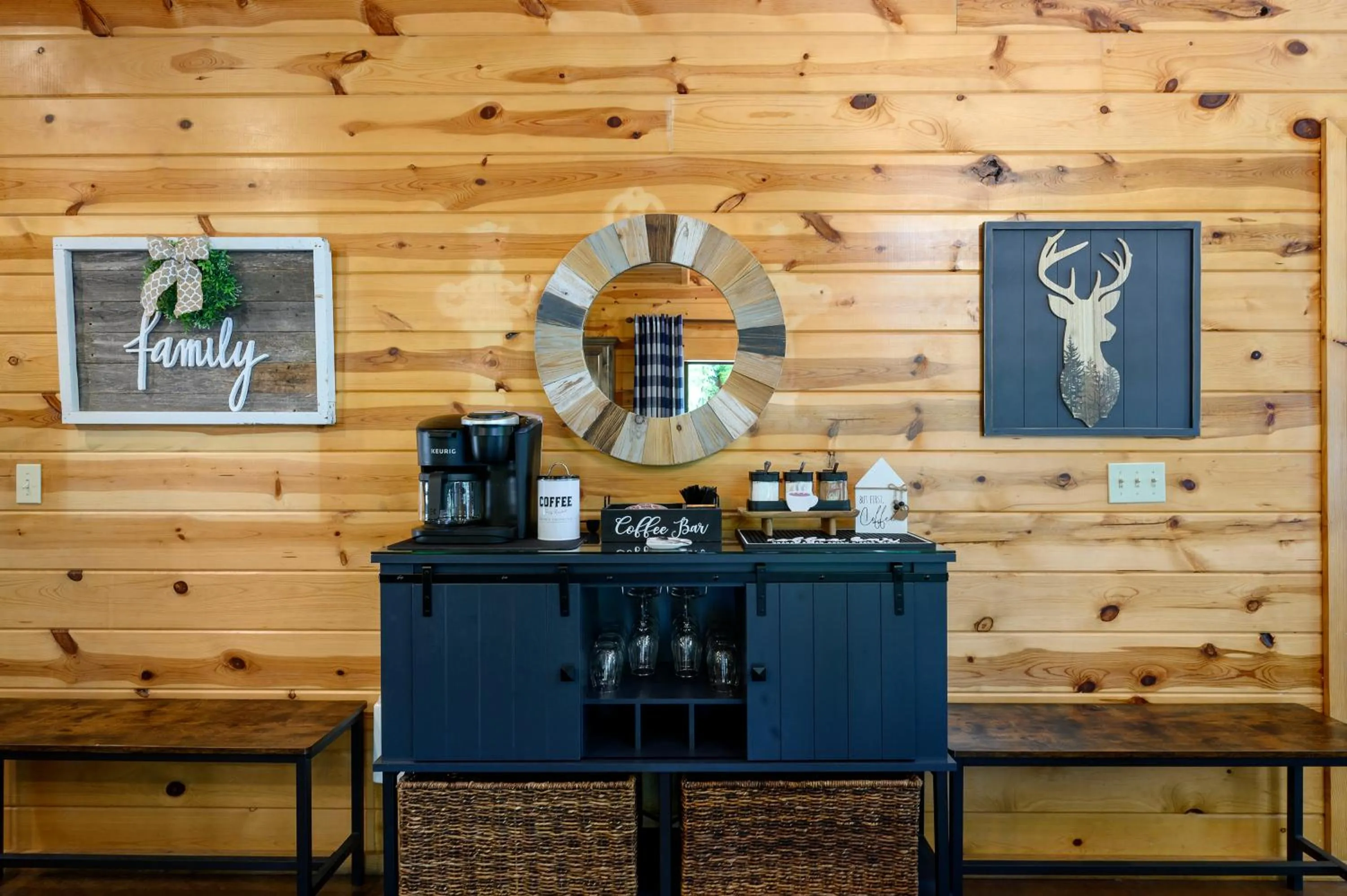 Coffee/tea facilities in Hickory Bear - Cabin surrounded by pines, Sleeps 10, Hot Tub, Fire Pit, Arcade, Foosball Table & Deck Slide