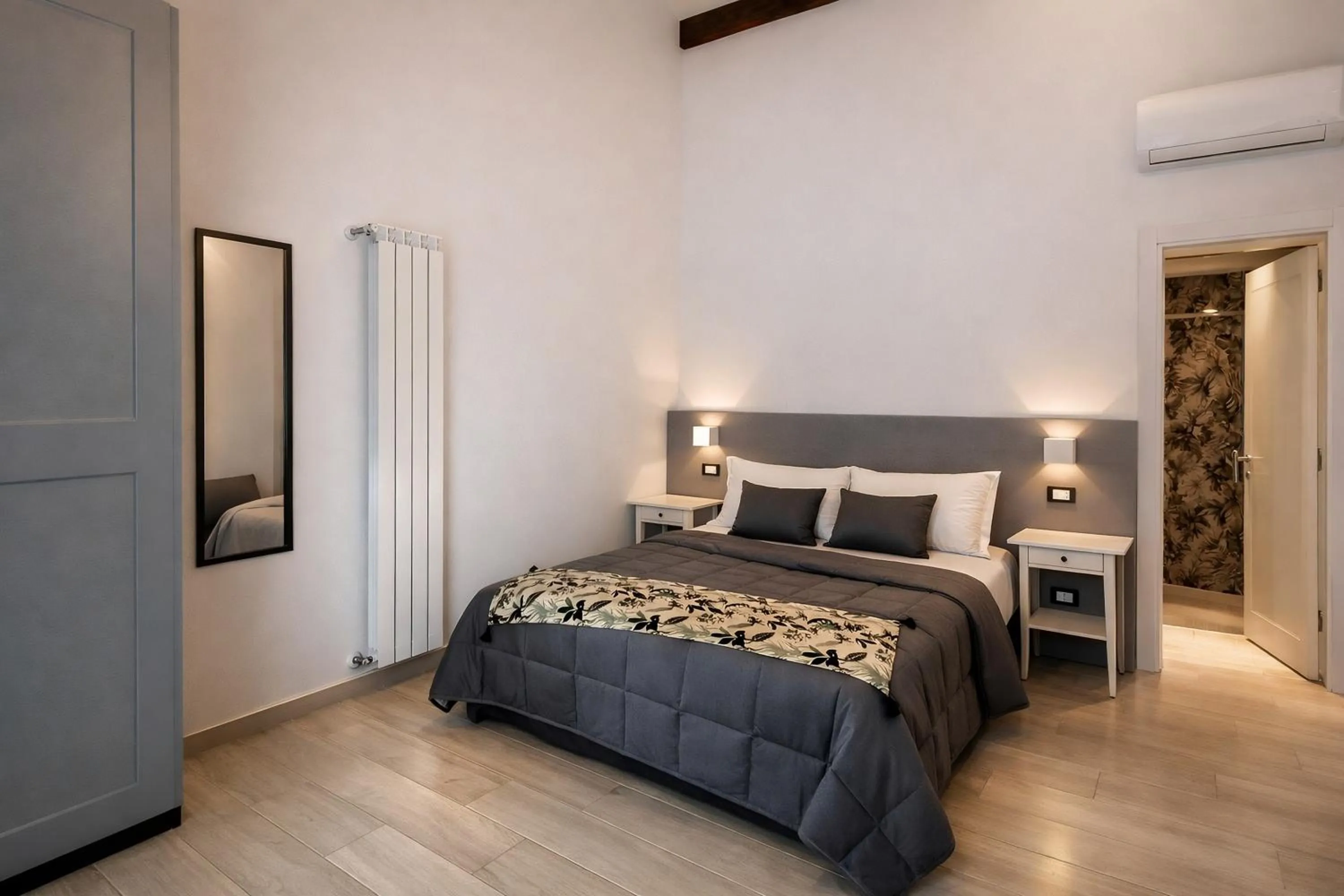 Bedroom, Bed in Hotel Del Borgo