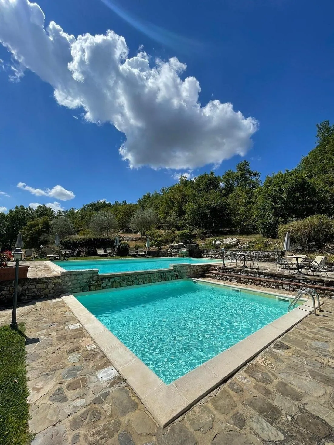 Swimming pool in Hotel Le Pozze Di Lecchi