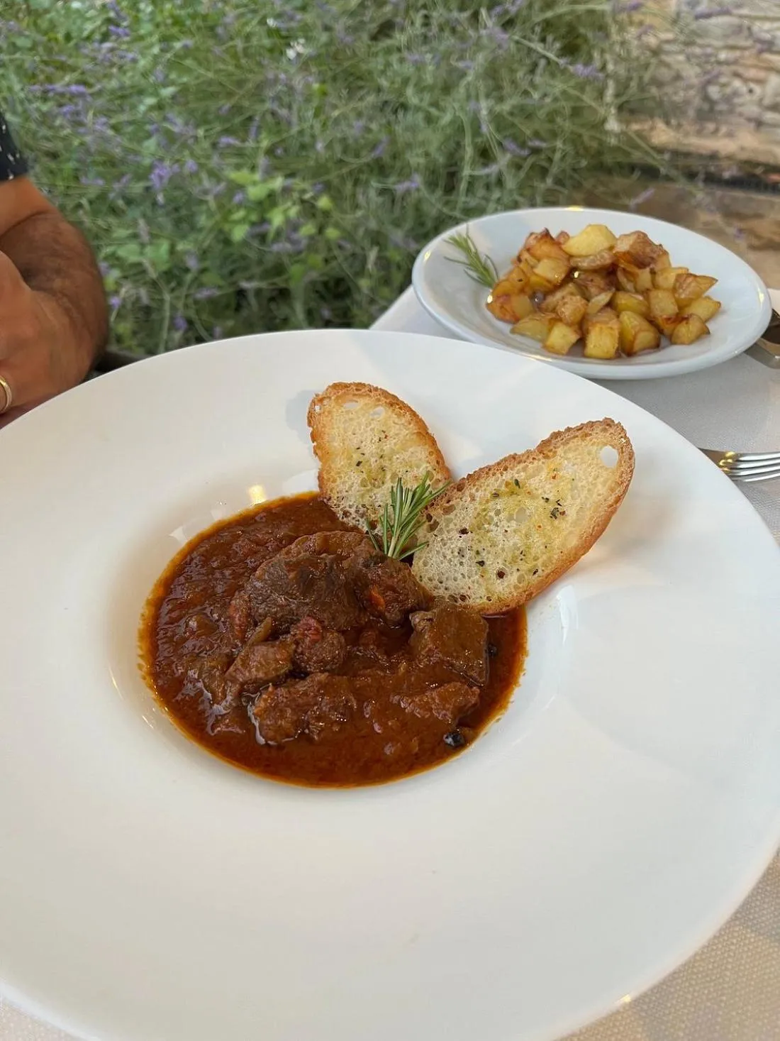 Restaurant/places to eat in Hotel Le Pozze Di Lecchi