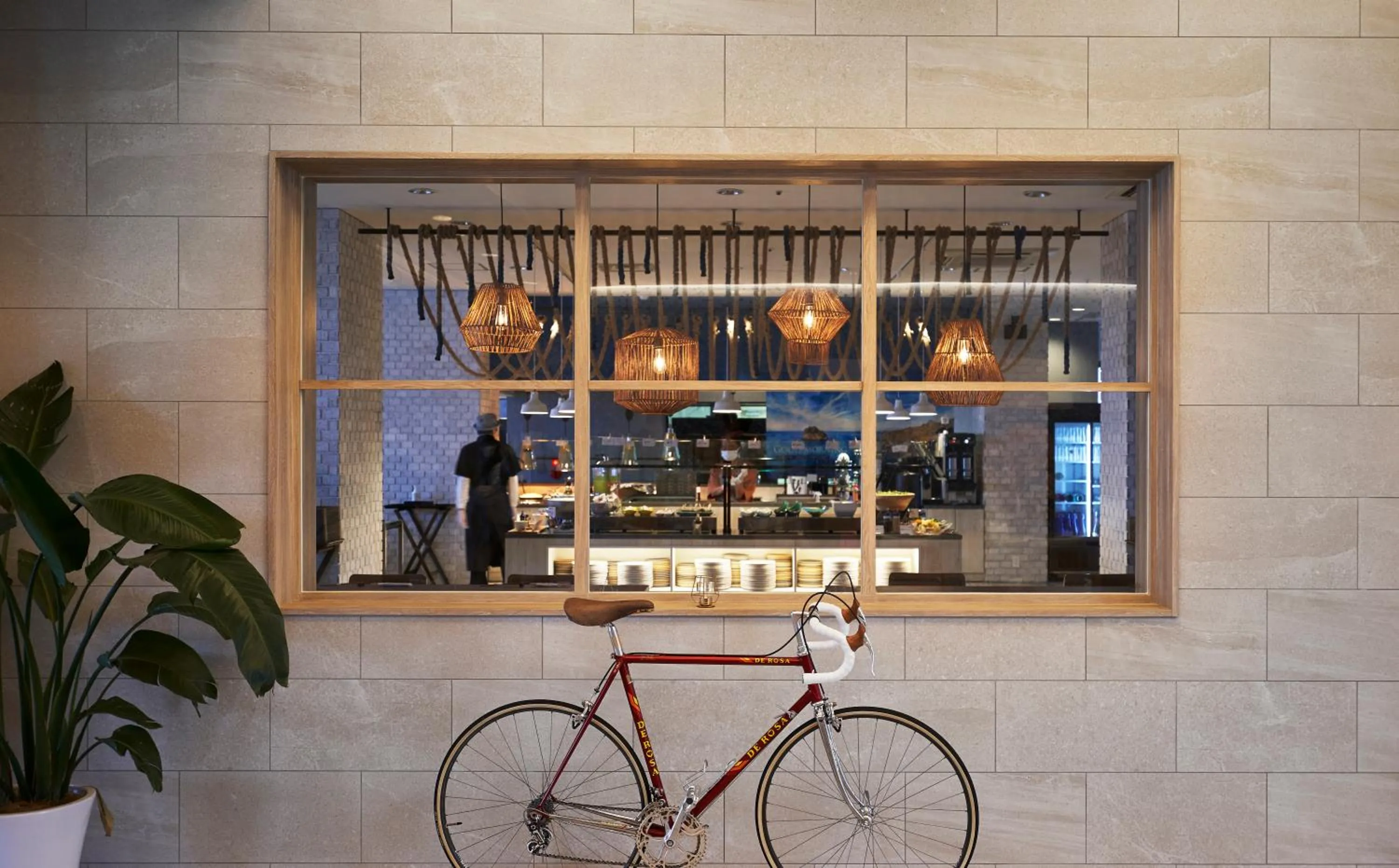 Restaurant/places to eat in il azzurri