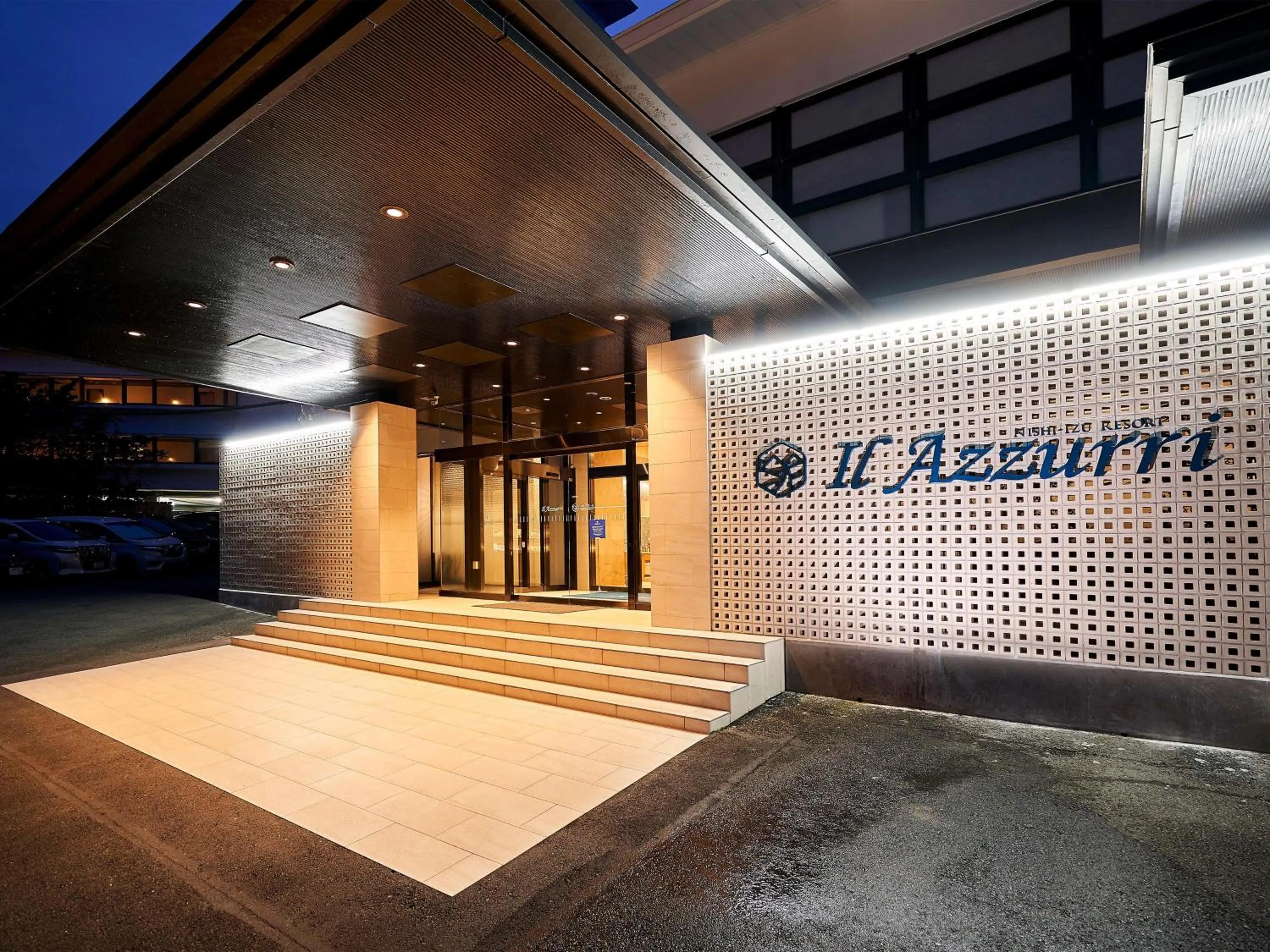Facade/entrance in il azzurri
