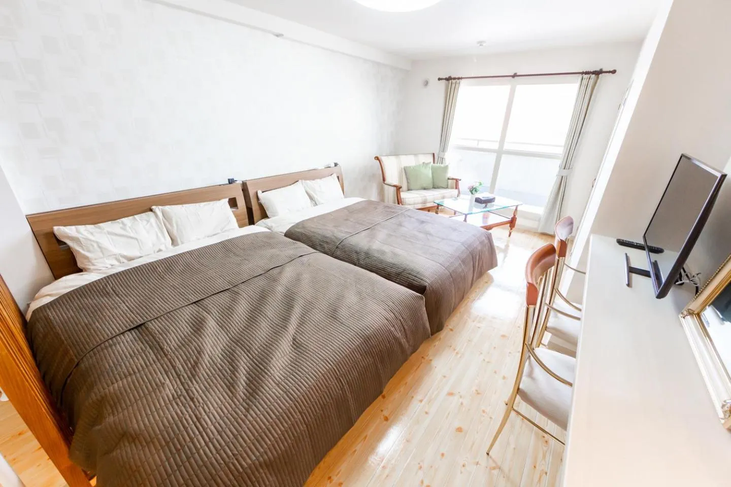 Bed in COMMENCE Ⅴ