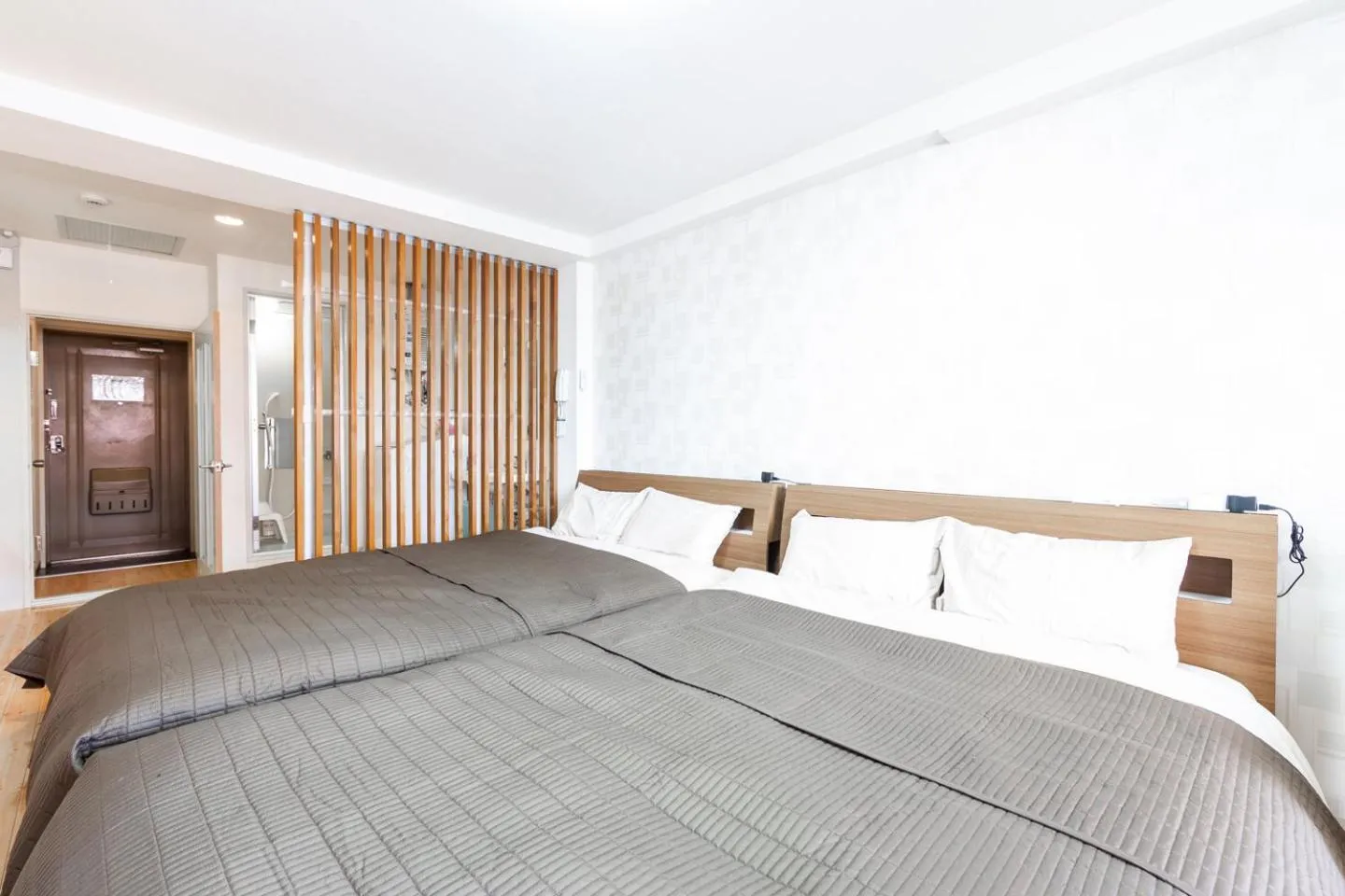 Bedroom, Bed in COMMENCE Ⅴ