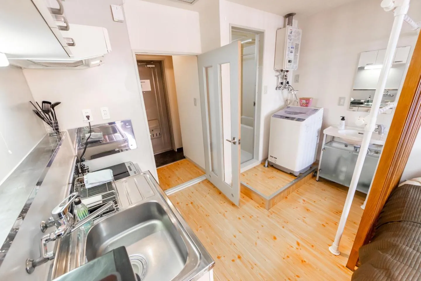 kitchen in COMMENCE Ⅴ