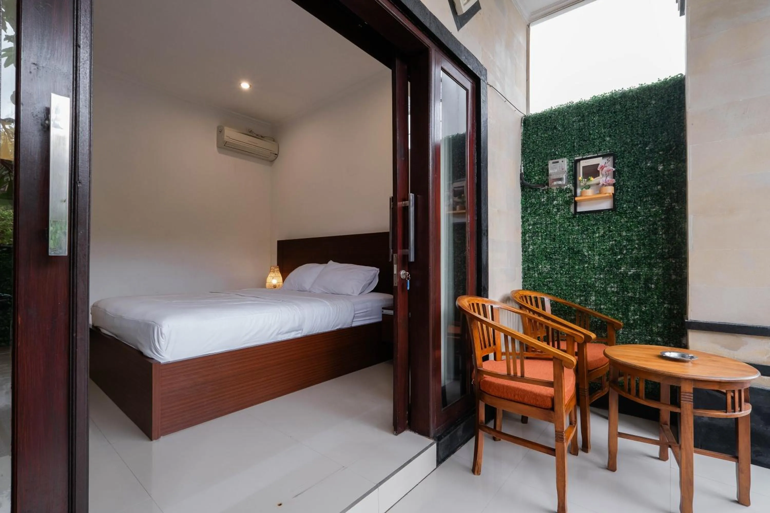 Bedroom, Bed in Puri Kasih Home Stay