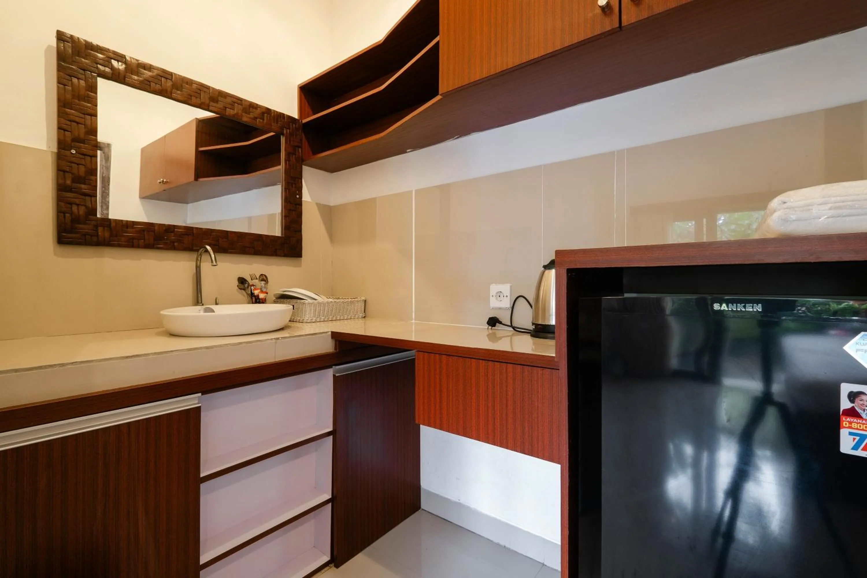 Area and facilities in Puri Kasih Home Stay