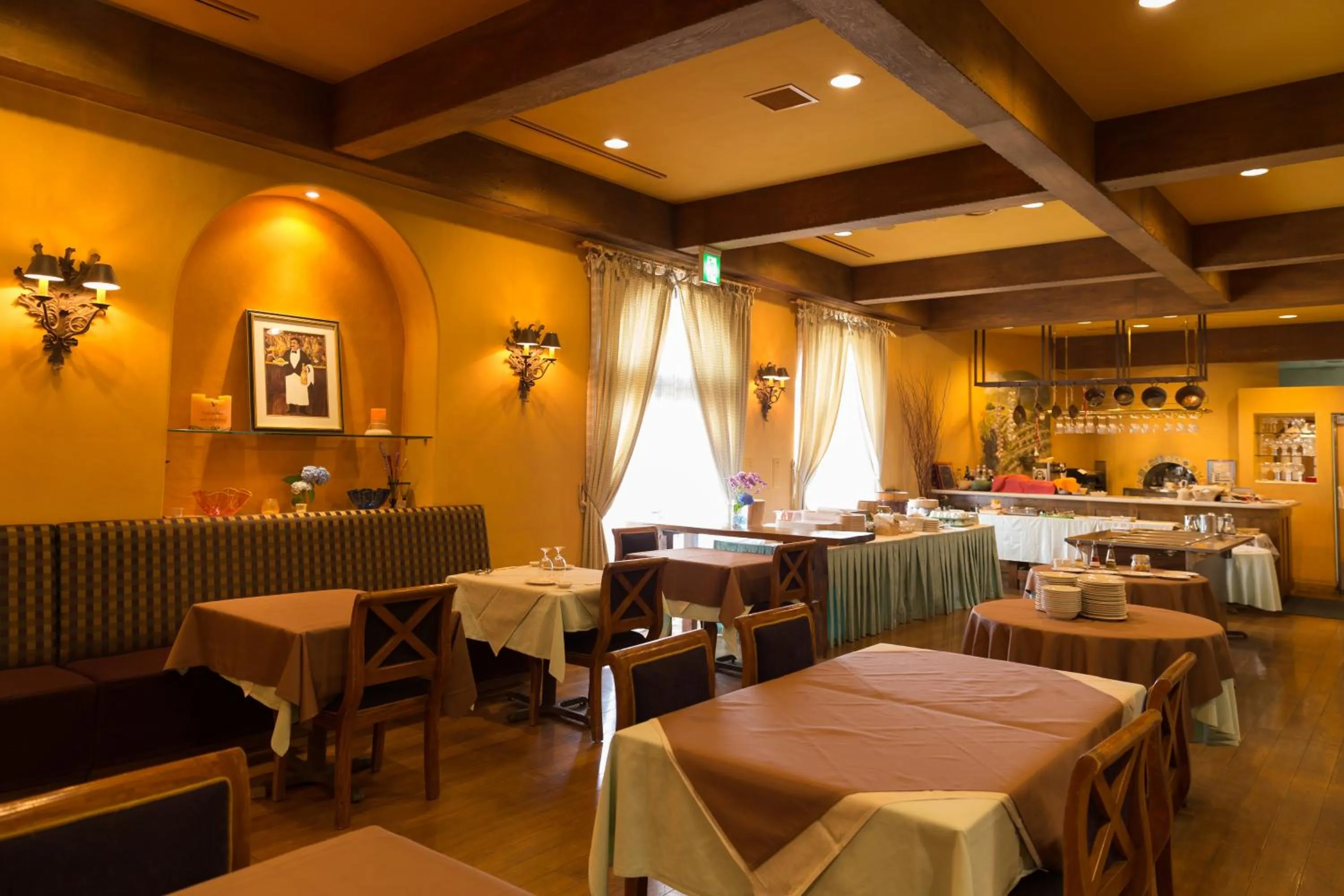 Restaurant/places to eat in Poppy Springs Resort & Spa