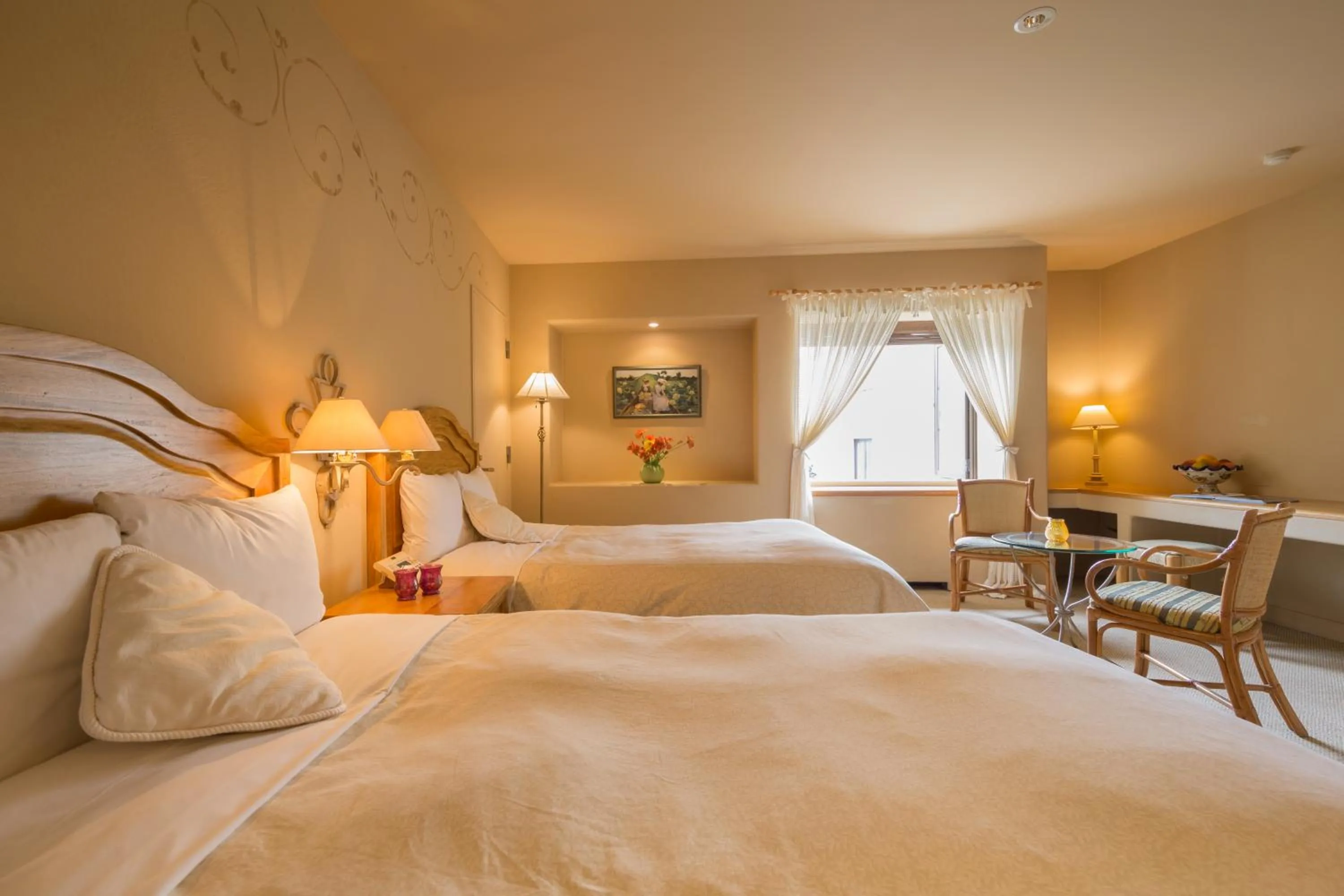 Bedroom, Bed in Poppy Springs Resort & Spa