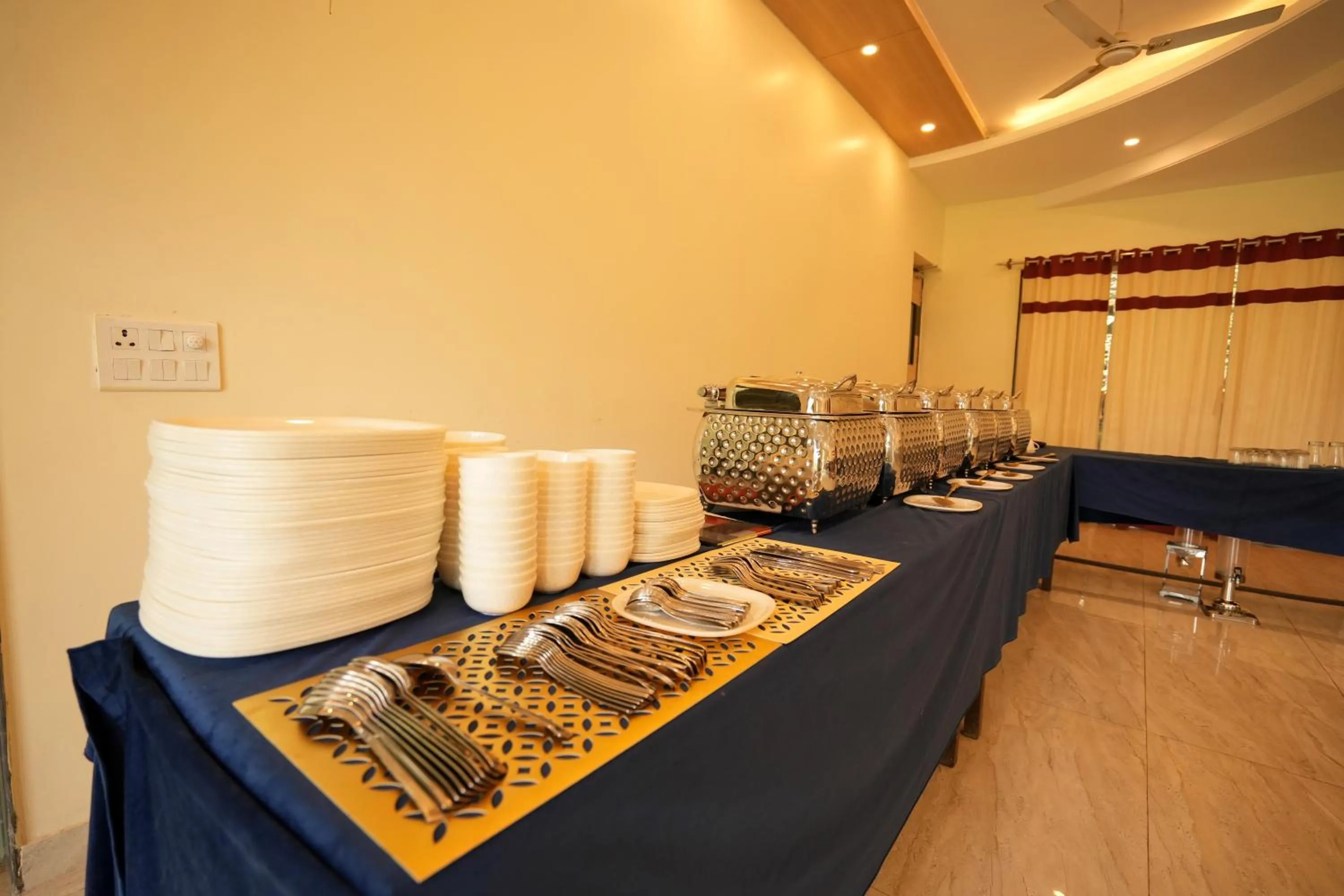 Food in Chirping Hills Resort,Bhimtal