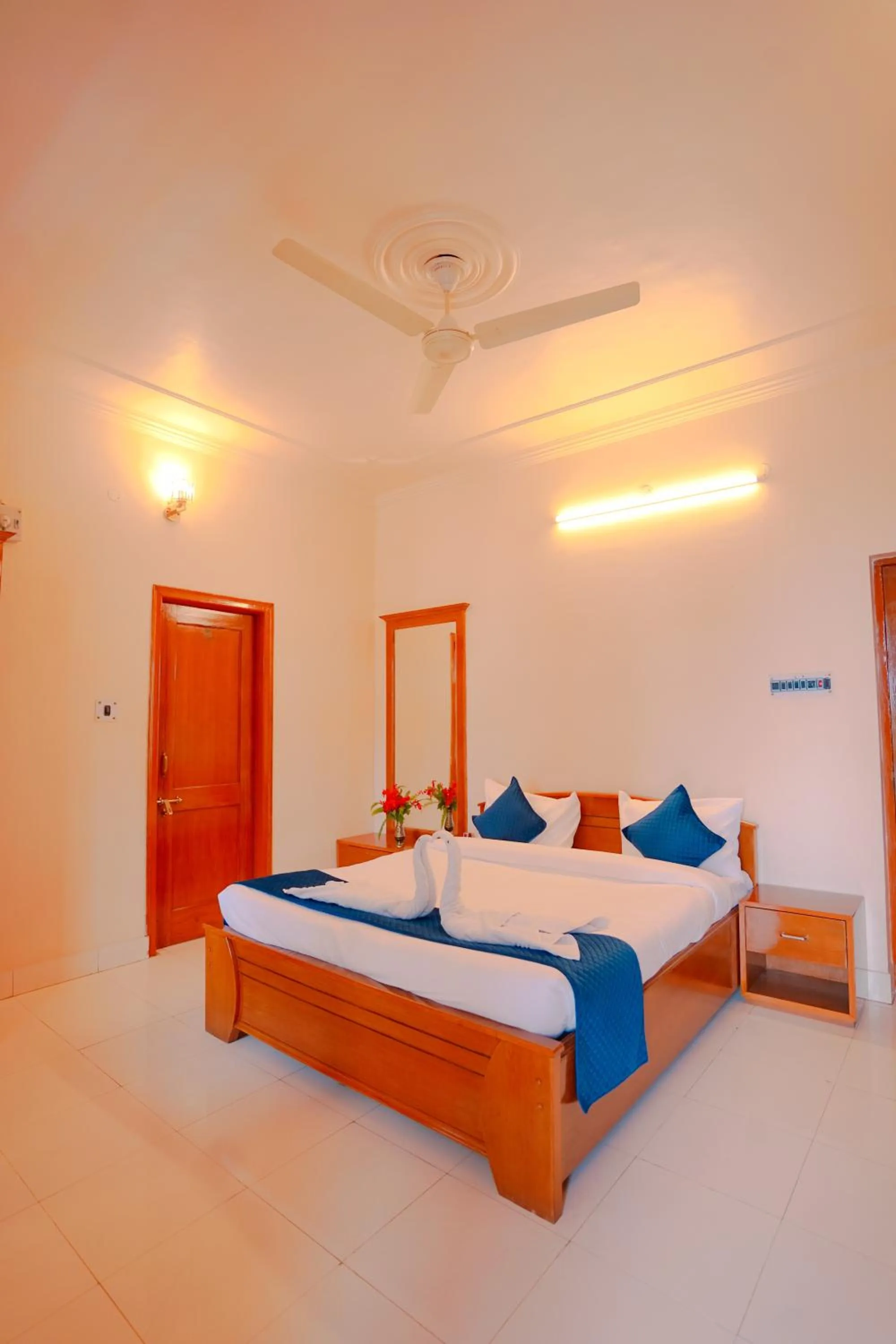 Bedroom, Bed in Chirping Hills Resort,Bhimtal