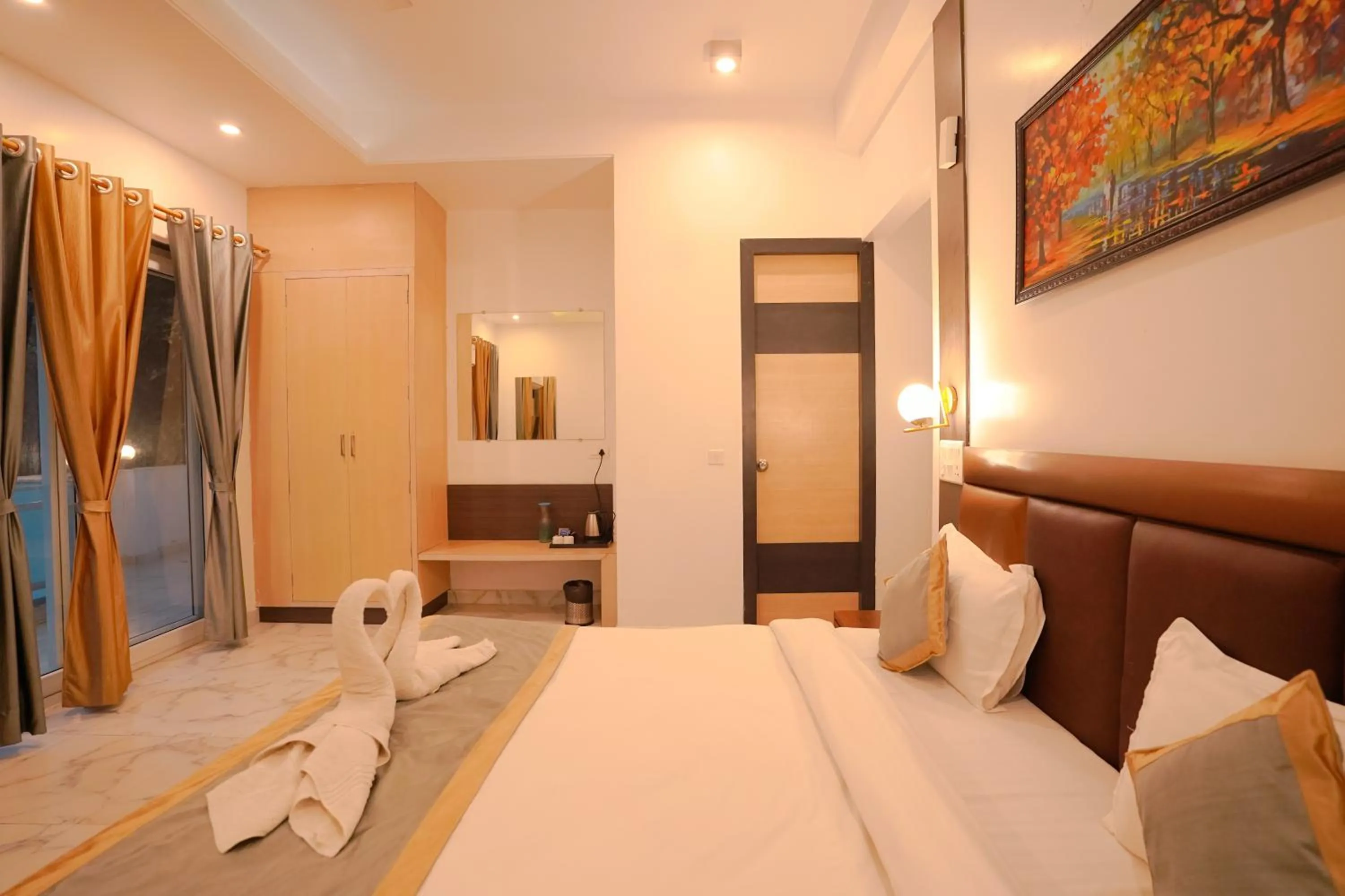 Bed in Chirping Hills Resort,Bhimtal