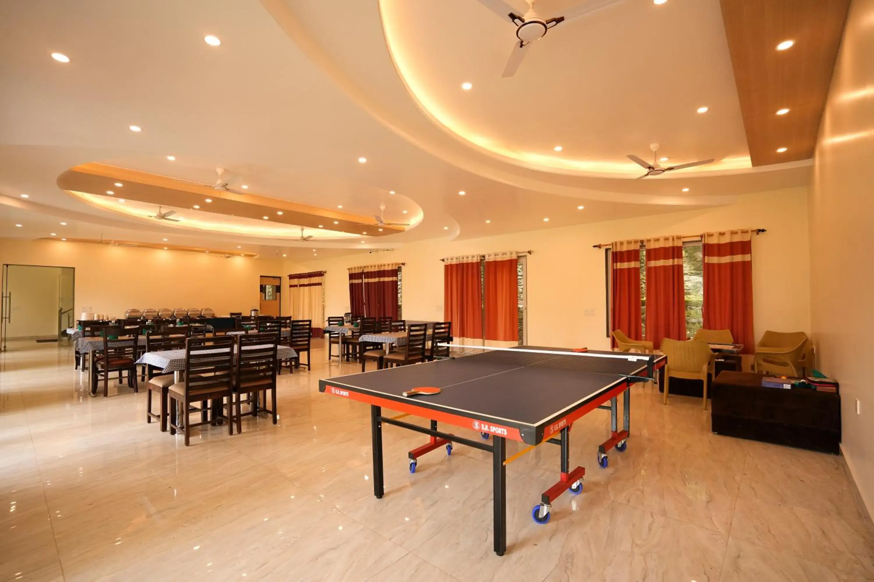 Restaurant/places to eat in Chirping Hills Resort,Bhimtal Restaurant/places to eat in Chirping Hills Resort,Bhimtal