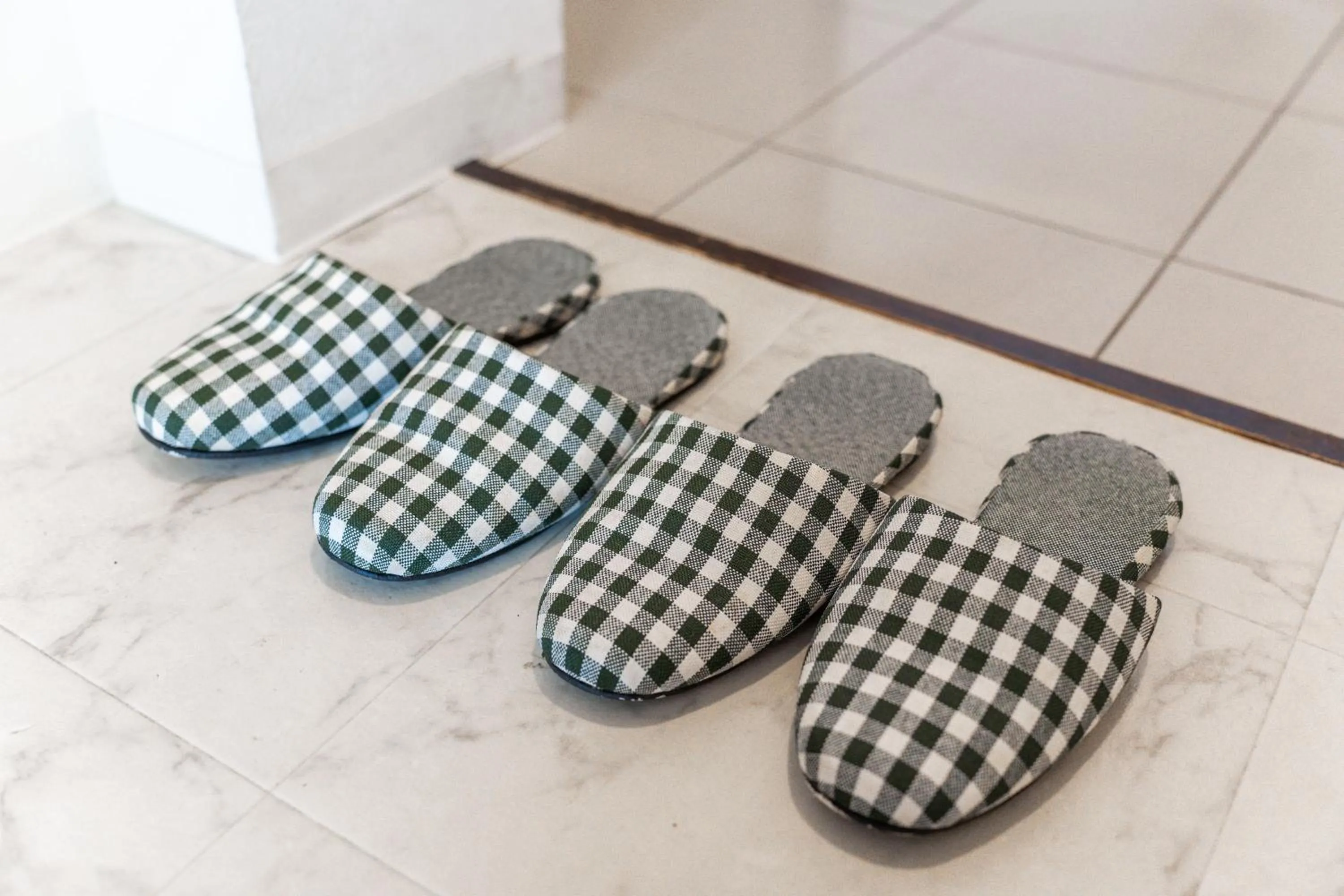 Area and facilities in YELLOW