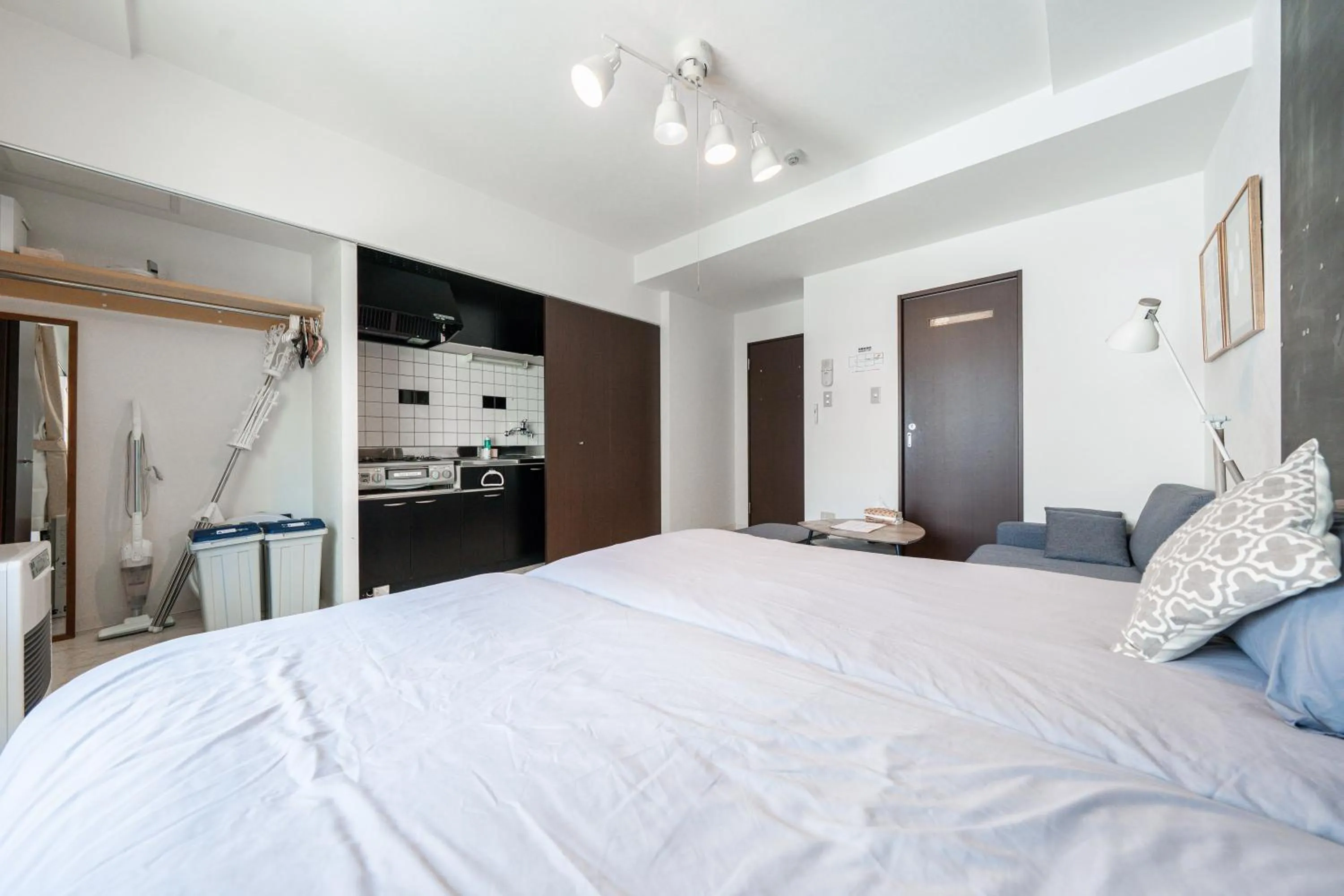 Bedroom, Bed in YELLOW