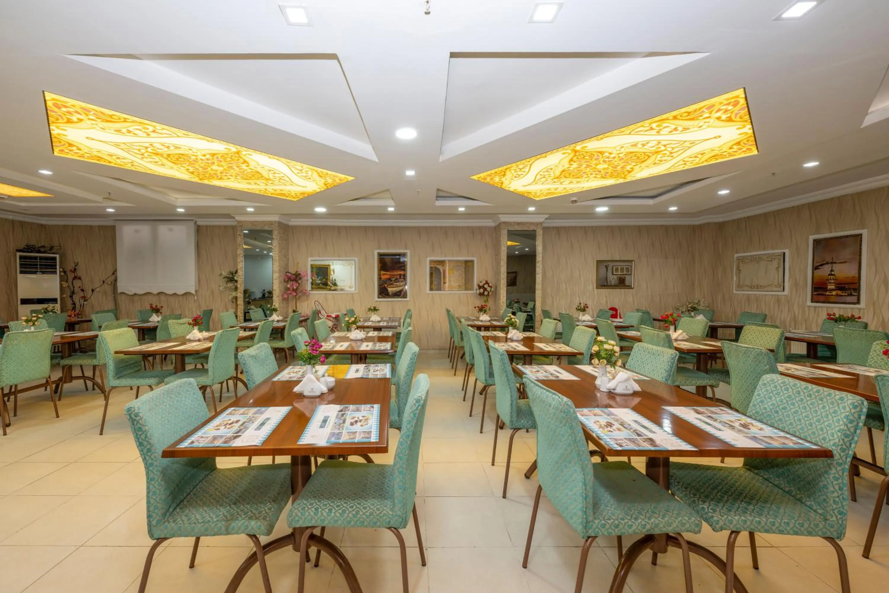 Restaurant/places to eat in The Hotel Ottoman City Istanbul