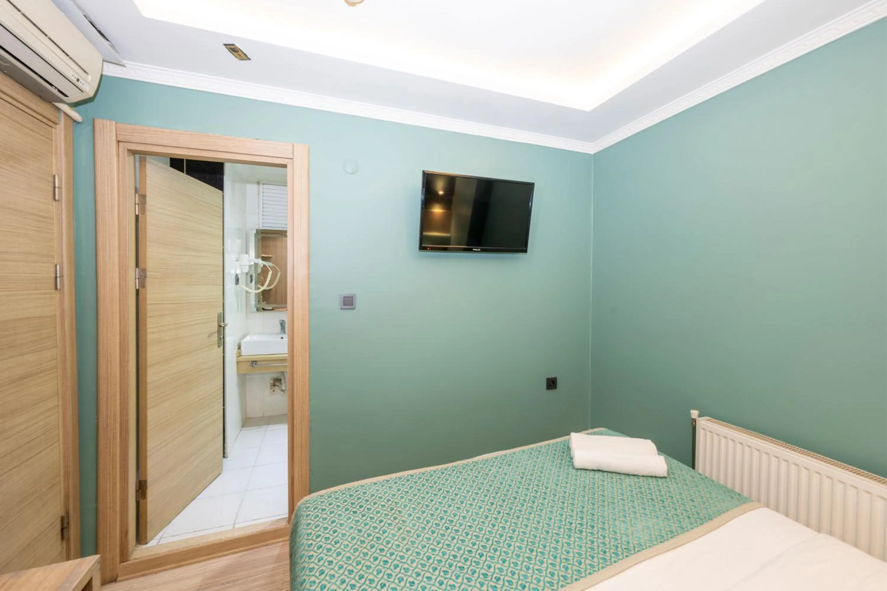 Bed in The Hotel Ottoman City Istanbul