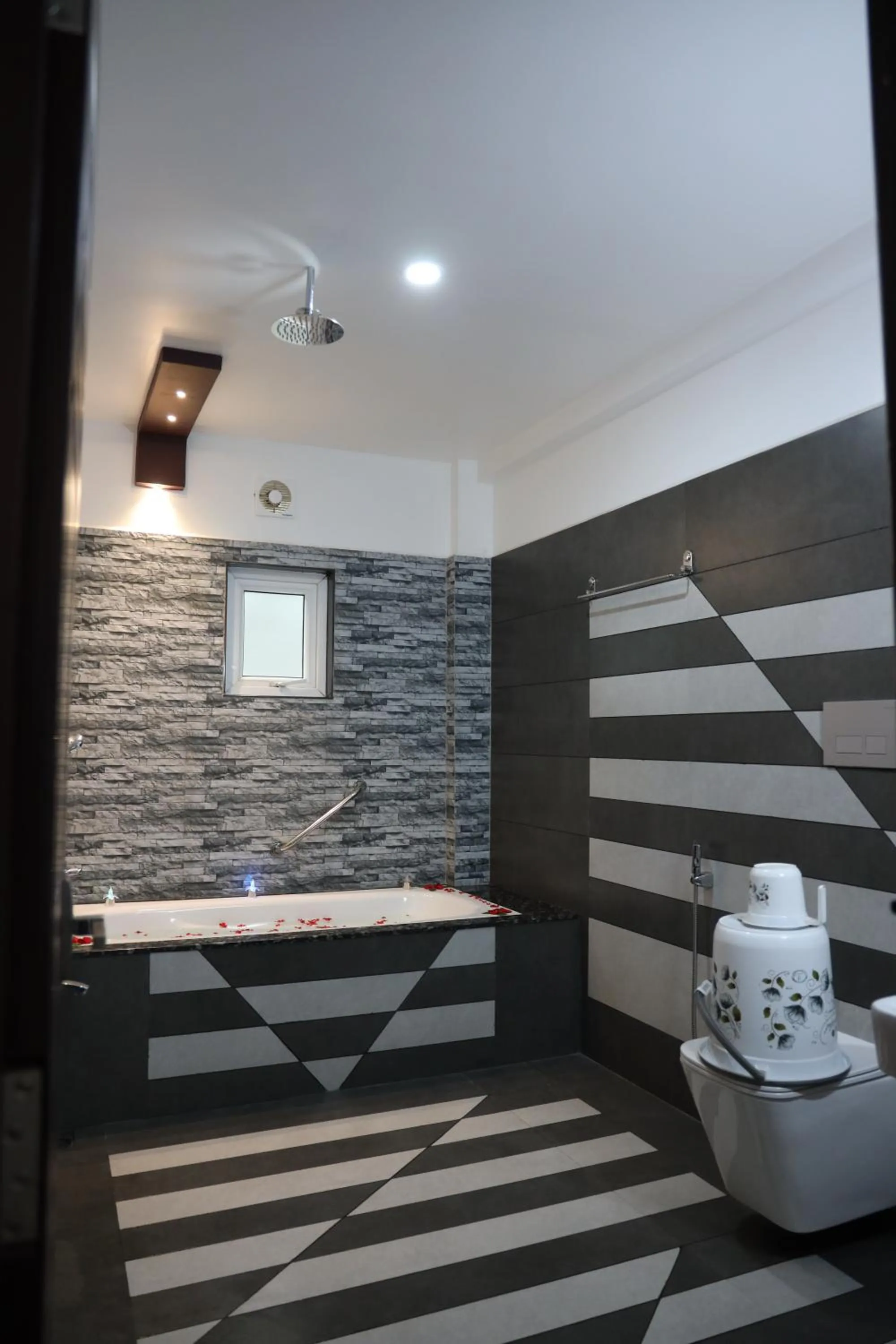 Igloo Heritage Resorts