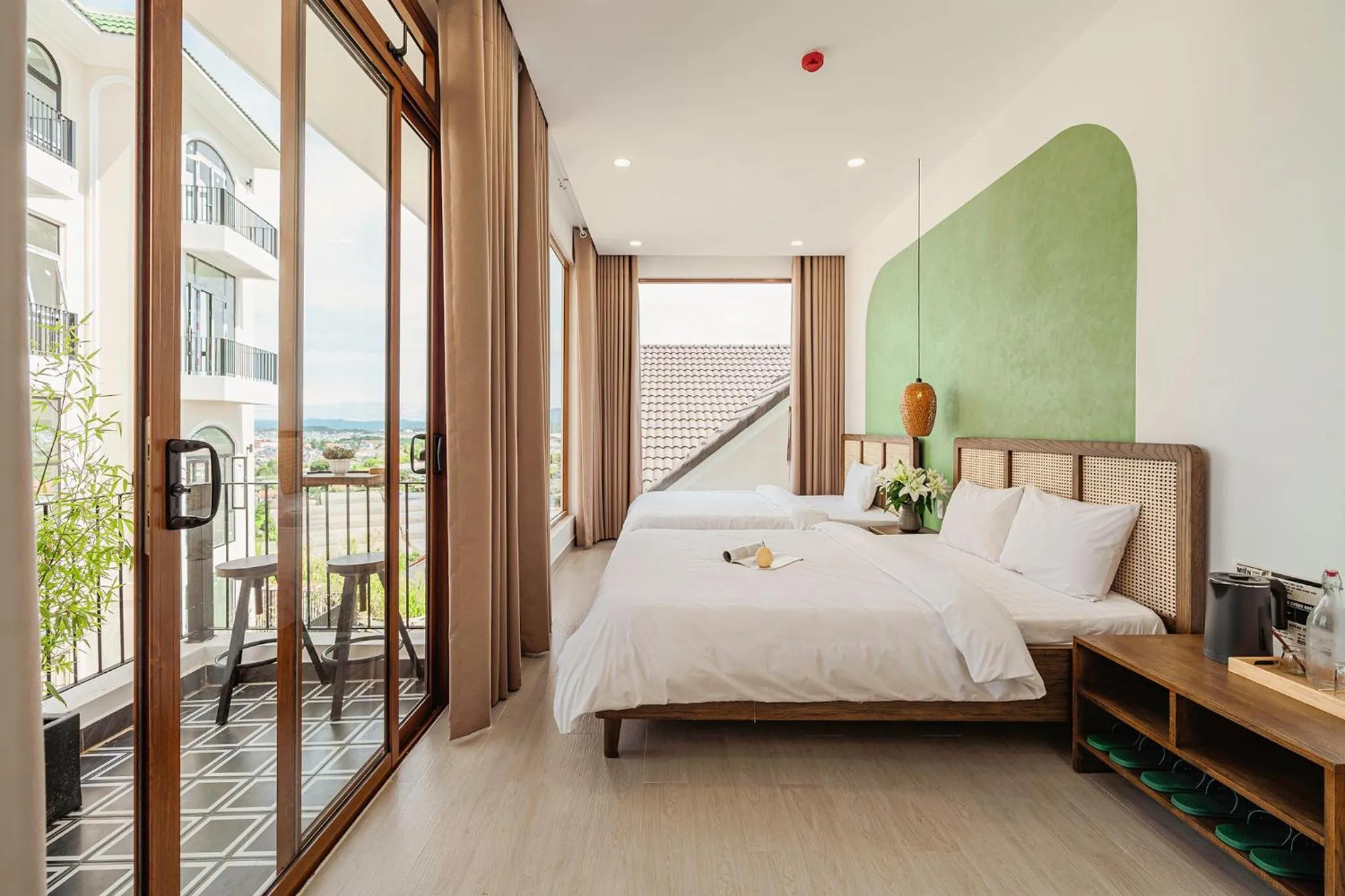 Bed in Miền Sương Khói - Home & Café