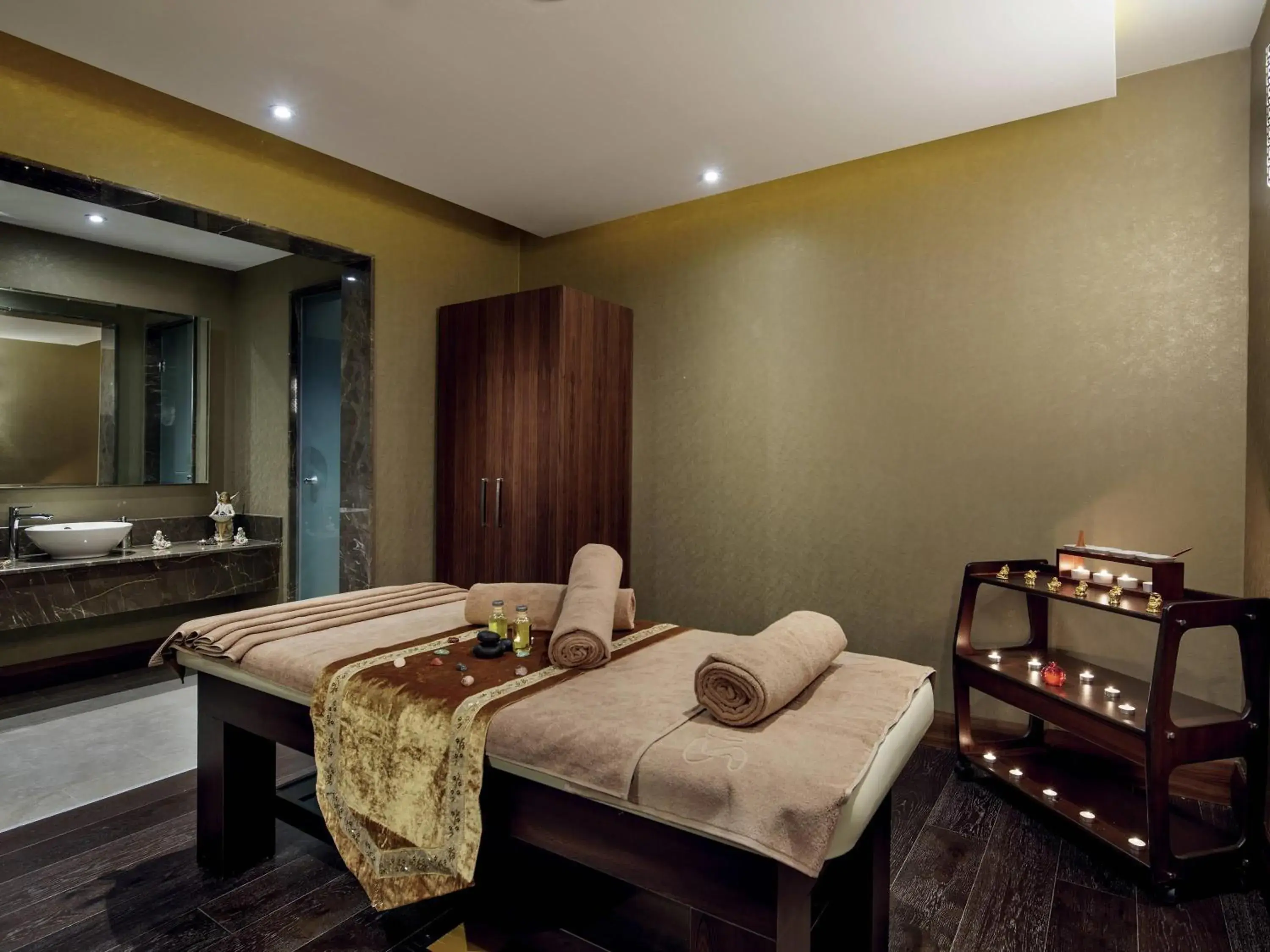Spa and wellness centre/facilities, Bed in Movenpick Hotel Malatya Spa and wellness centre/facilities, Bed in Movenpick Hotel Malatya