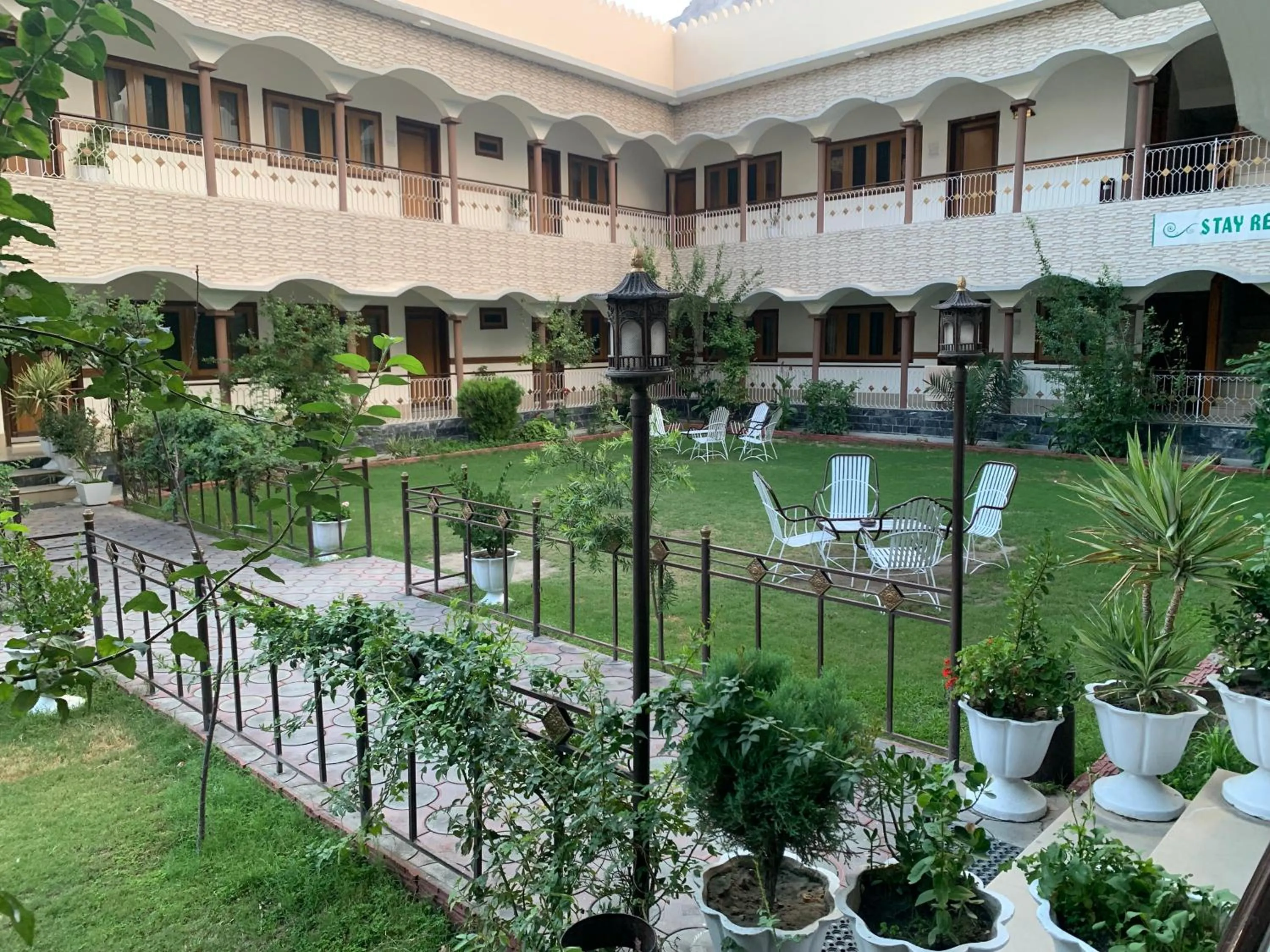 Garden in Park Hotel Gilgit