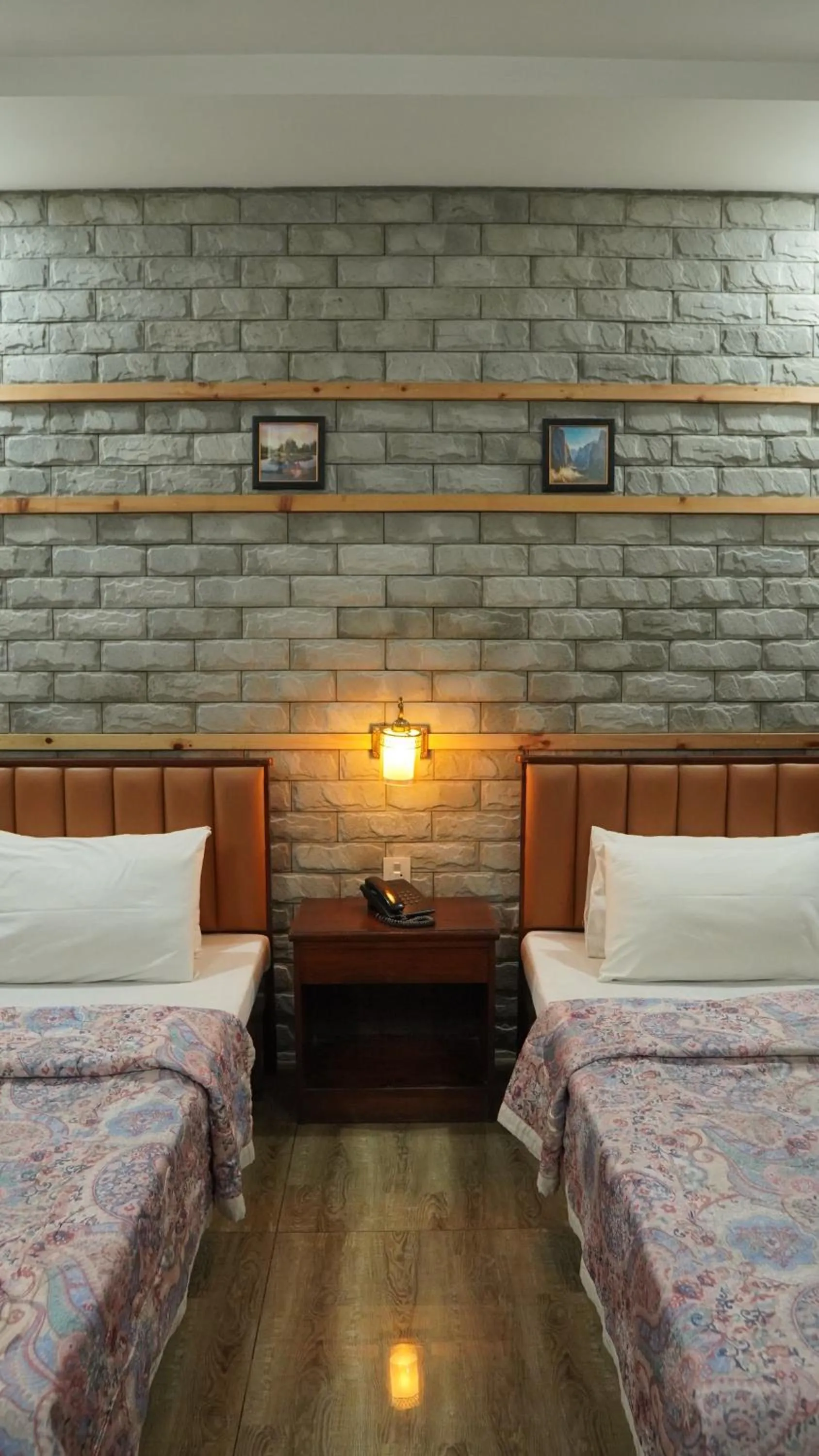 Bedroom, Bed in Park Hotel Gilgit