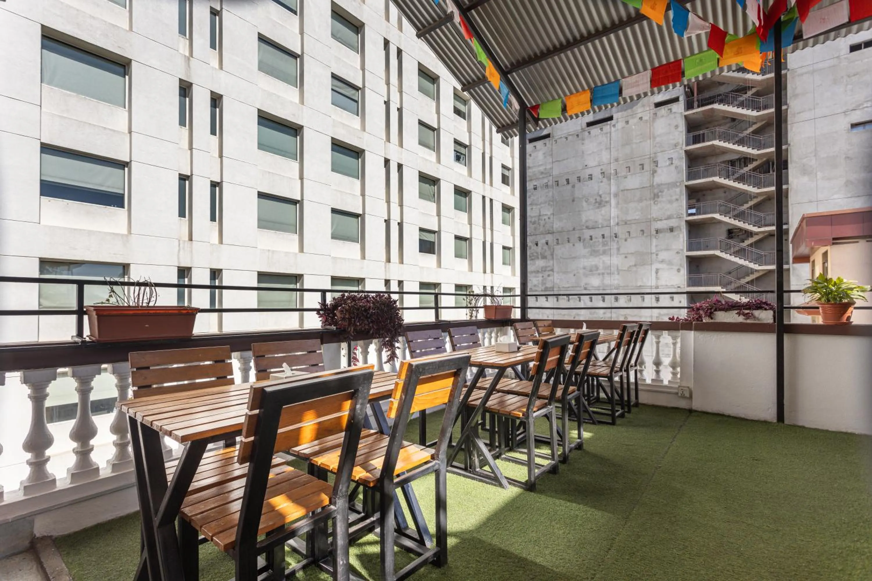 Restaurant/places to eat in Thamel Hotel & Spa