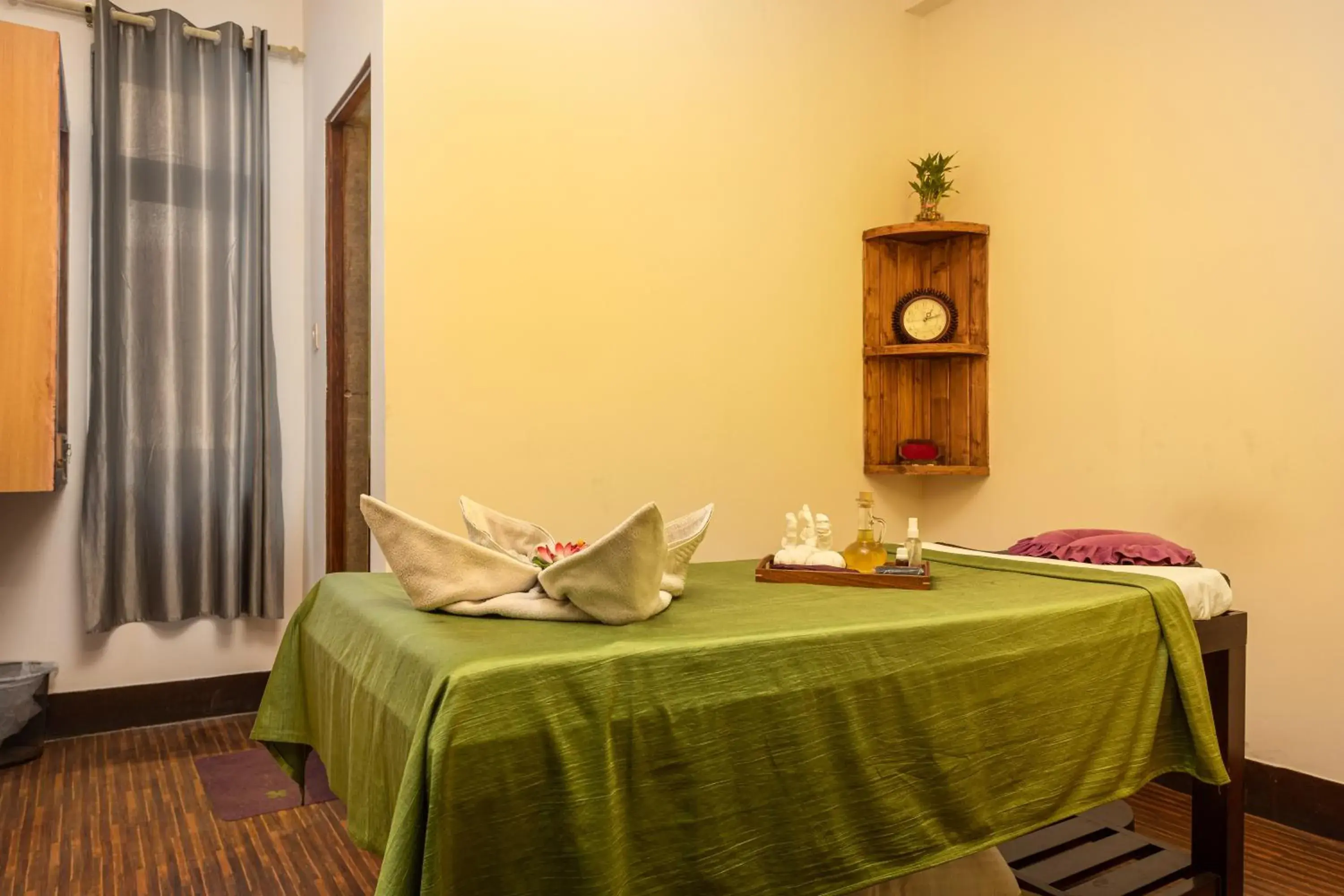 Spa and wellness centre/facilities, Bed in Thamel Hotel & Spa Spa and wellness centre/facilities, Bed in Thamel Hotel & Spa