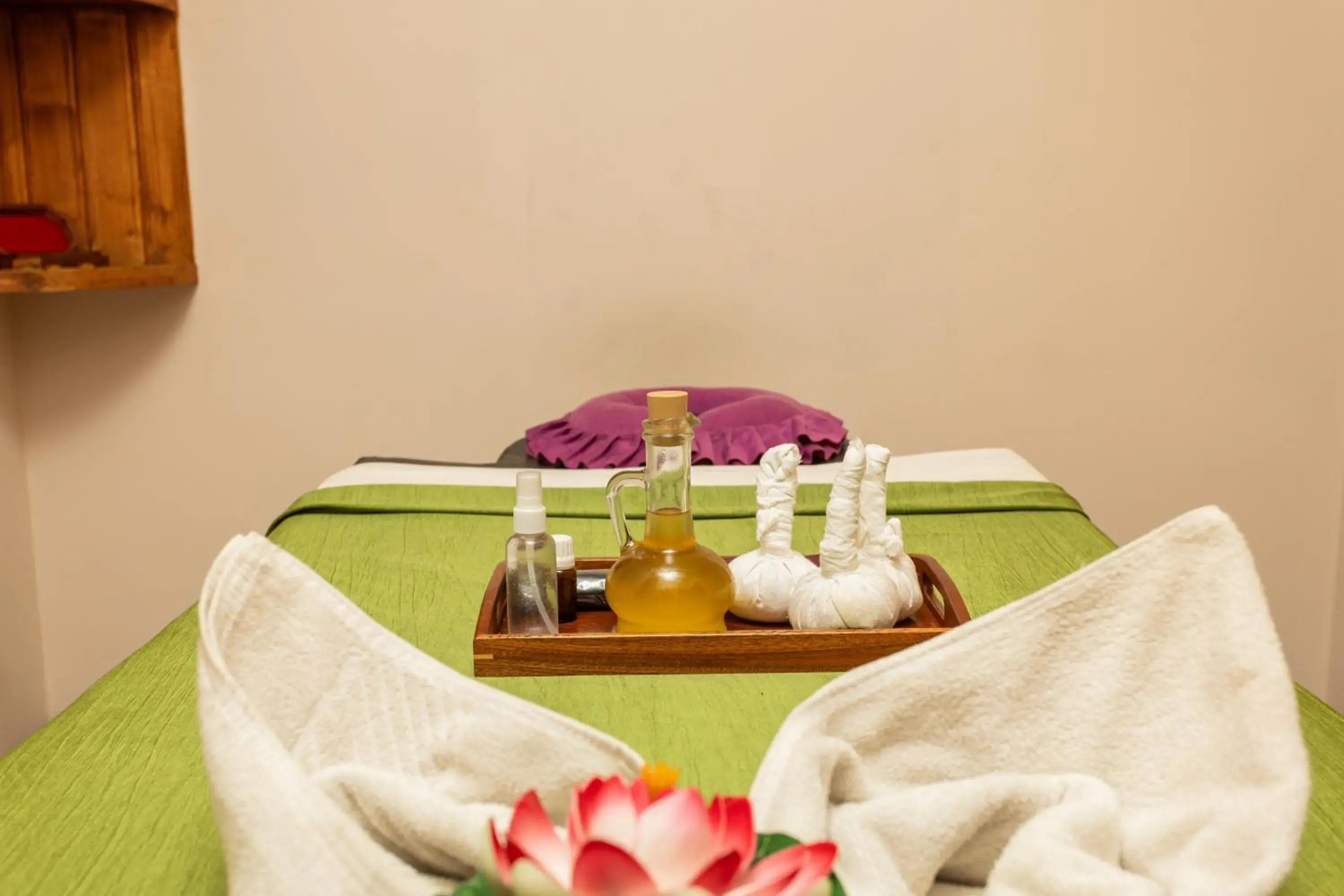 Spa and wellness centre/facilities, Bed in Thamel Hotel & Spa Spa and wellness centre/facilities, Bed in Thamel Hotel & Spa